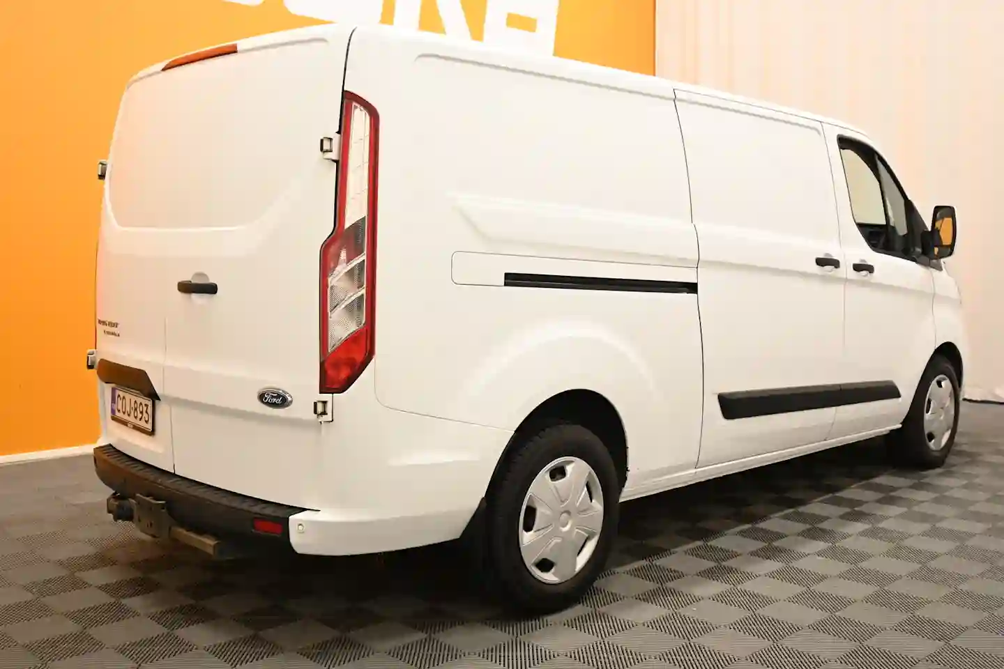 Car Image - 1uWcHi9trDlbs0rS7auOQN