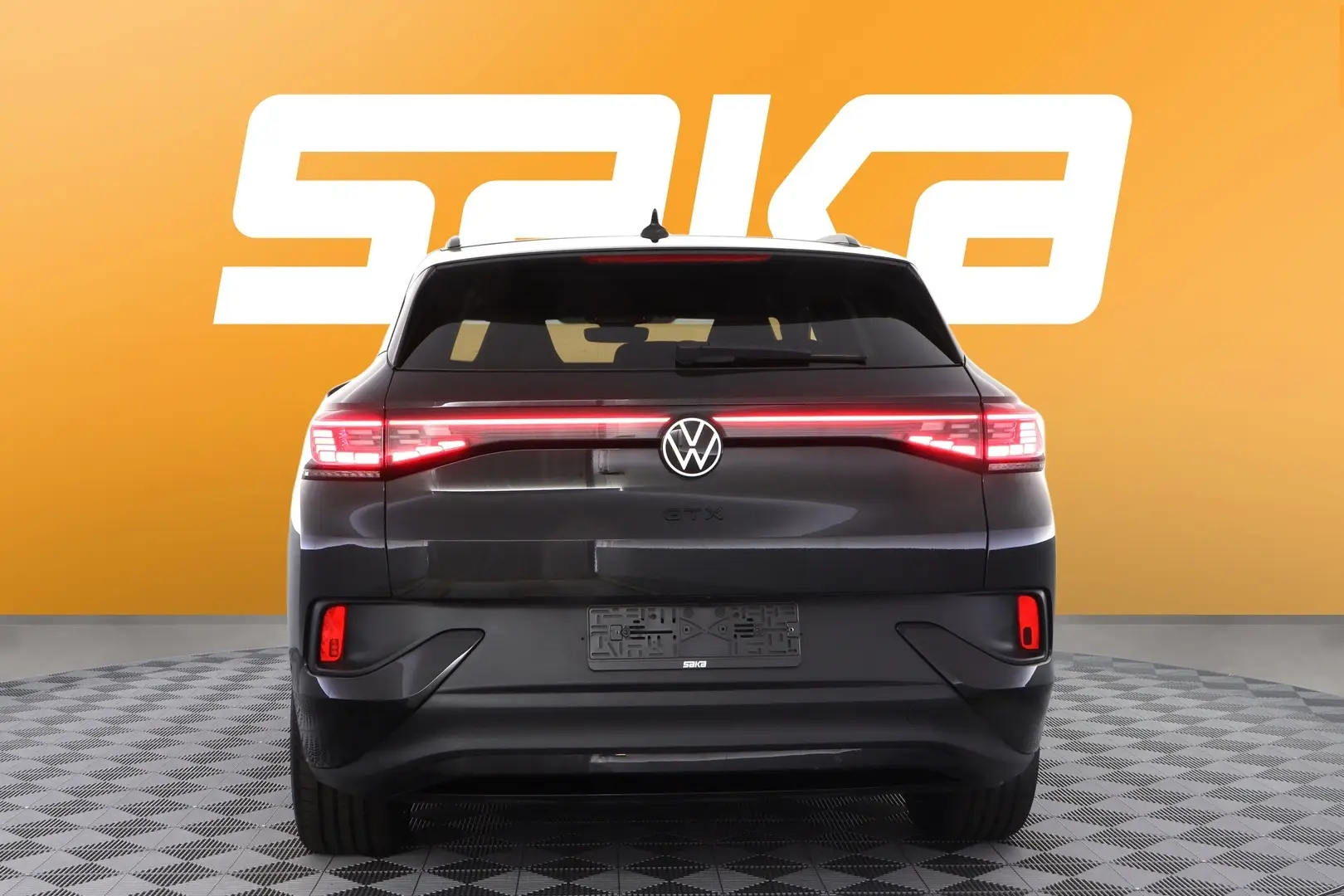 Car Image - 3dxtGtOUuGTIPCRsegGeeA
