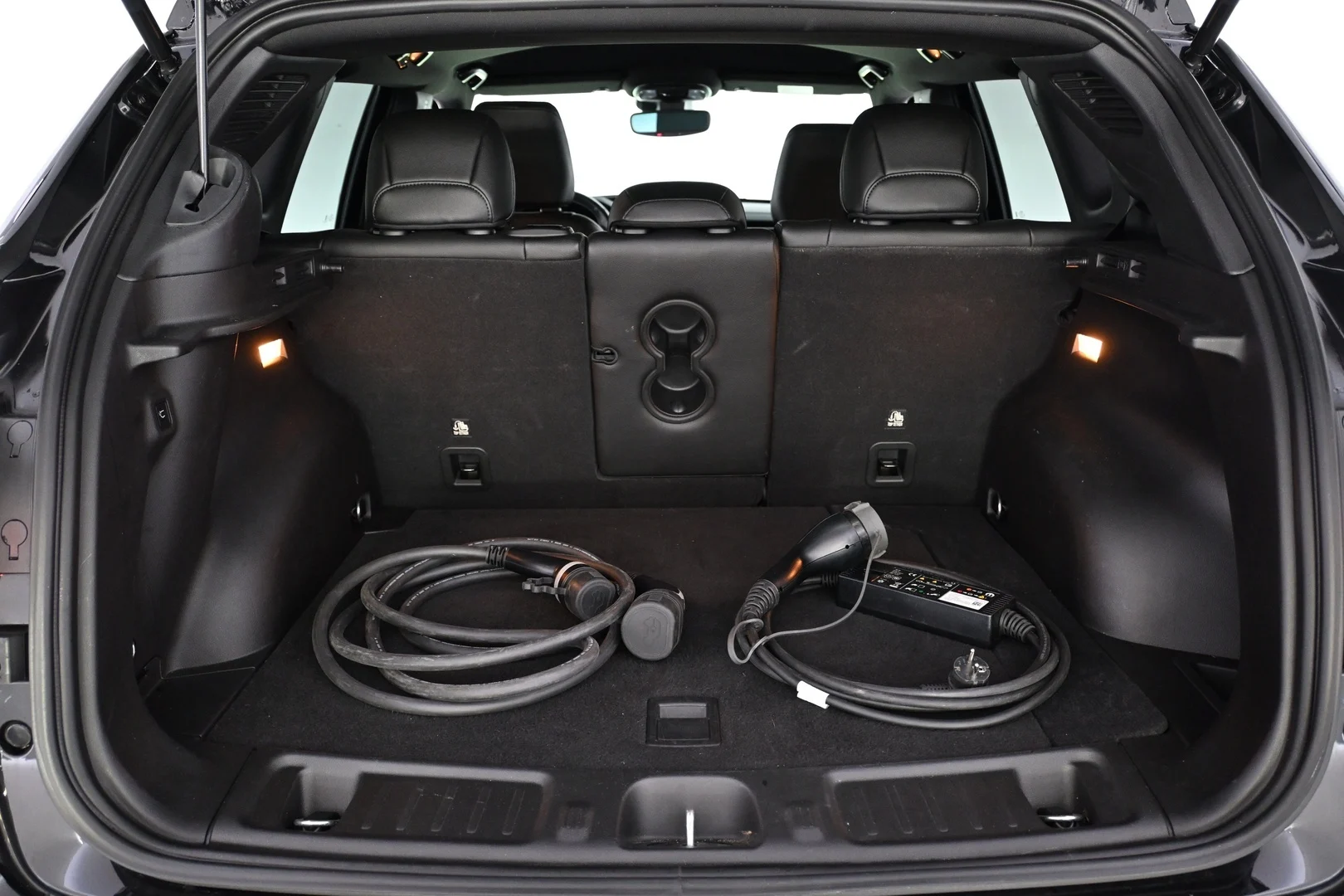 Car Image - 3j2mIhjjh9RvihyQD3itHR