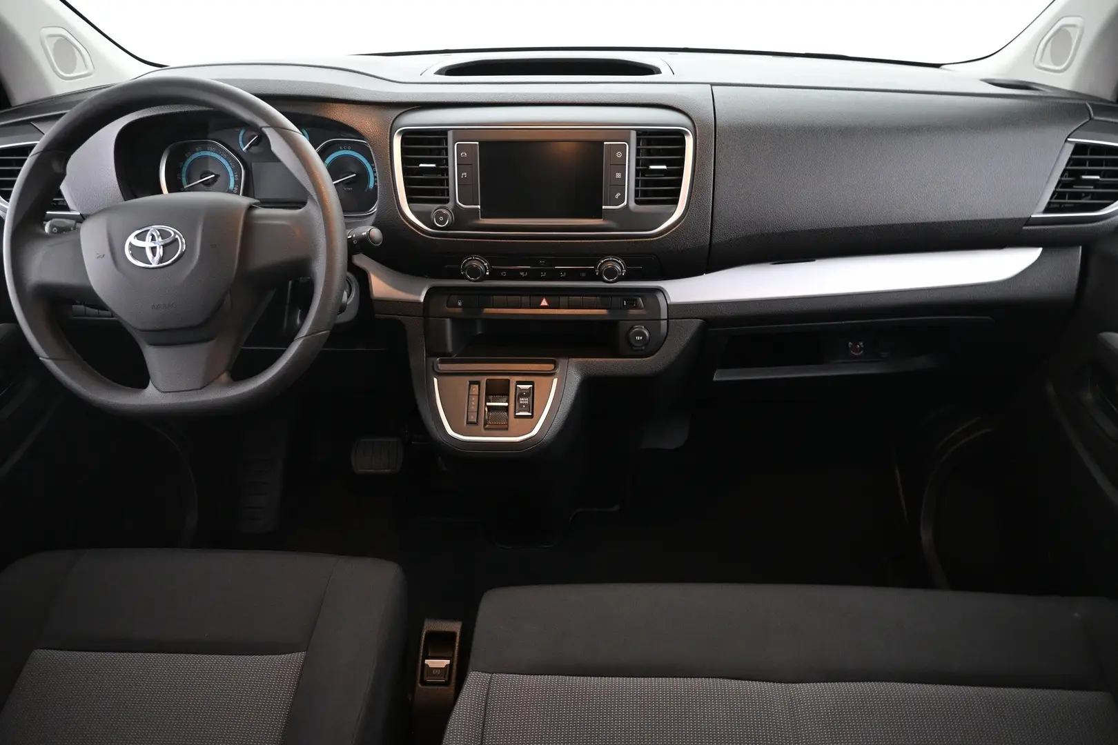 Car Image - 6AzqMn942vUC1t6ozhu42y