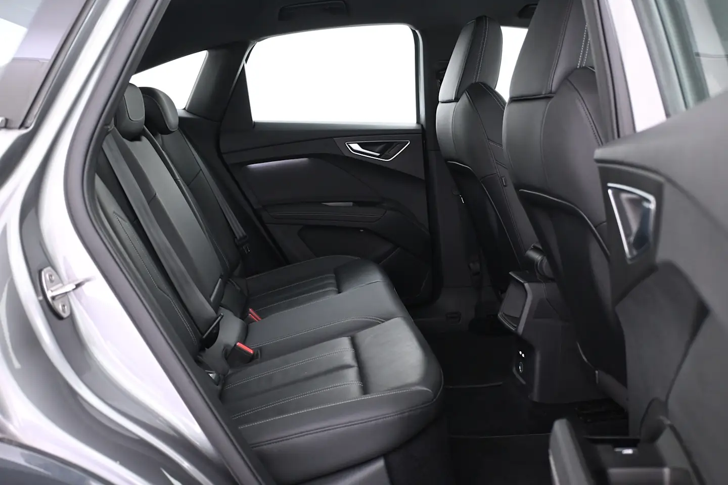 Car Image - 10OTZBzWZIA5j1rRliqsdm