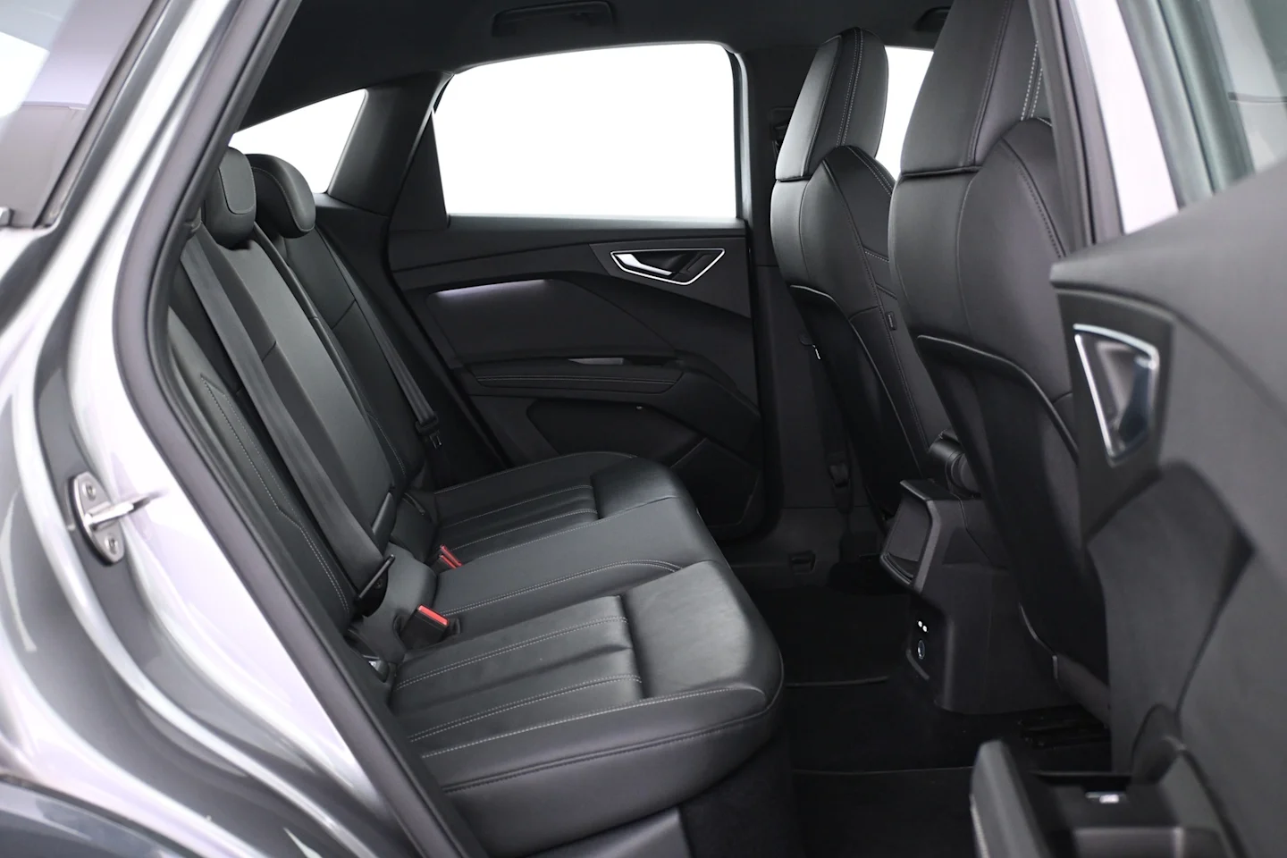 Car Image - 10OTZBzWZIA5j1rRliqsdm