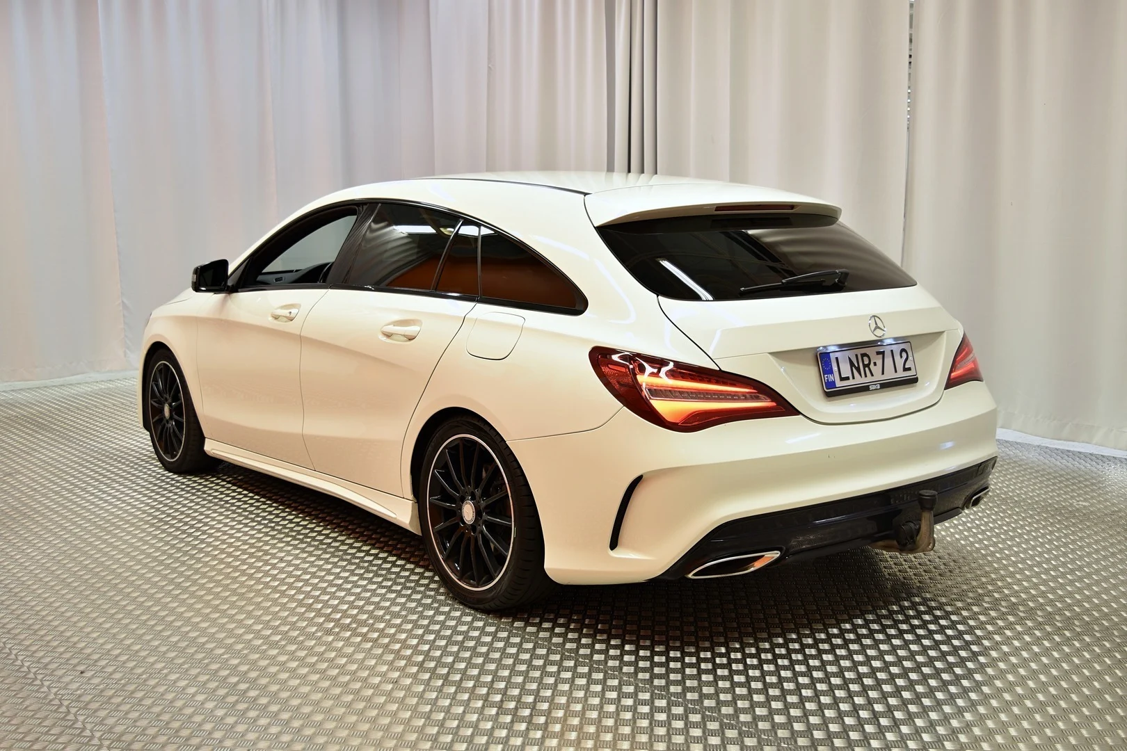Car Image - 5xeVc0hE3MOsDogtoi97Eq
