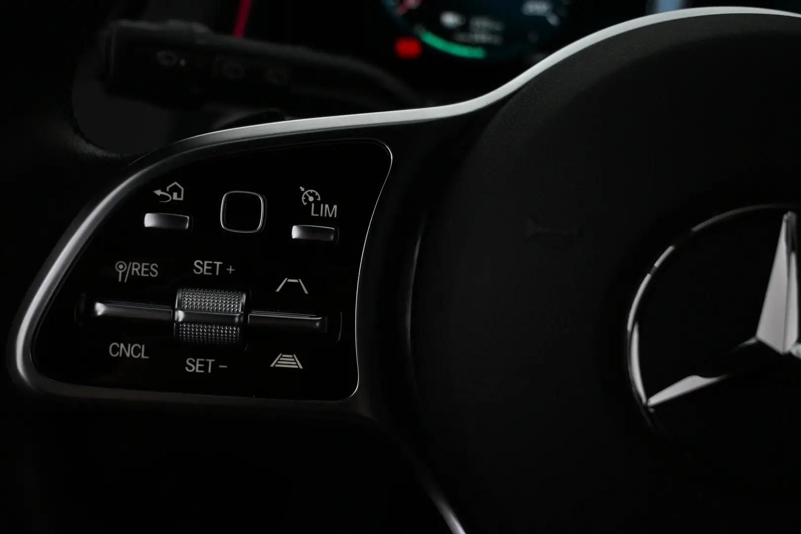 Car Image - 18CPAx3excHw56xBJOppj7