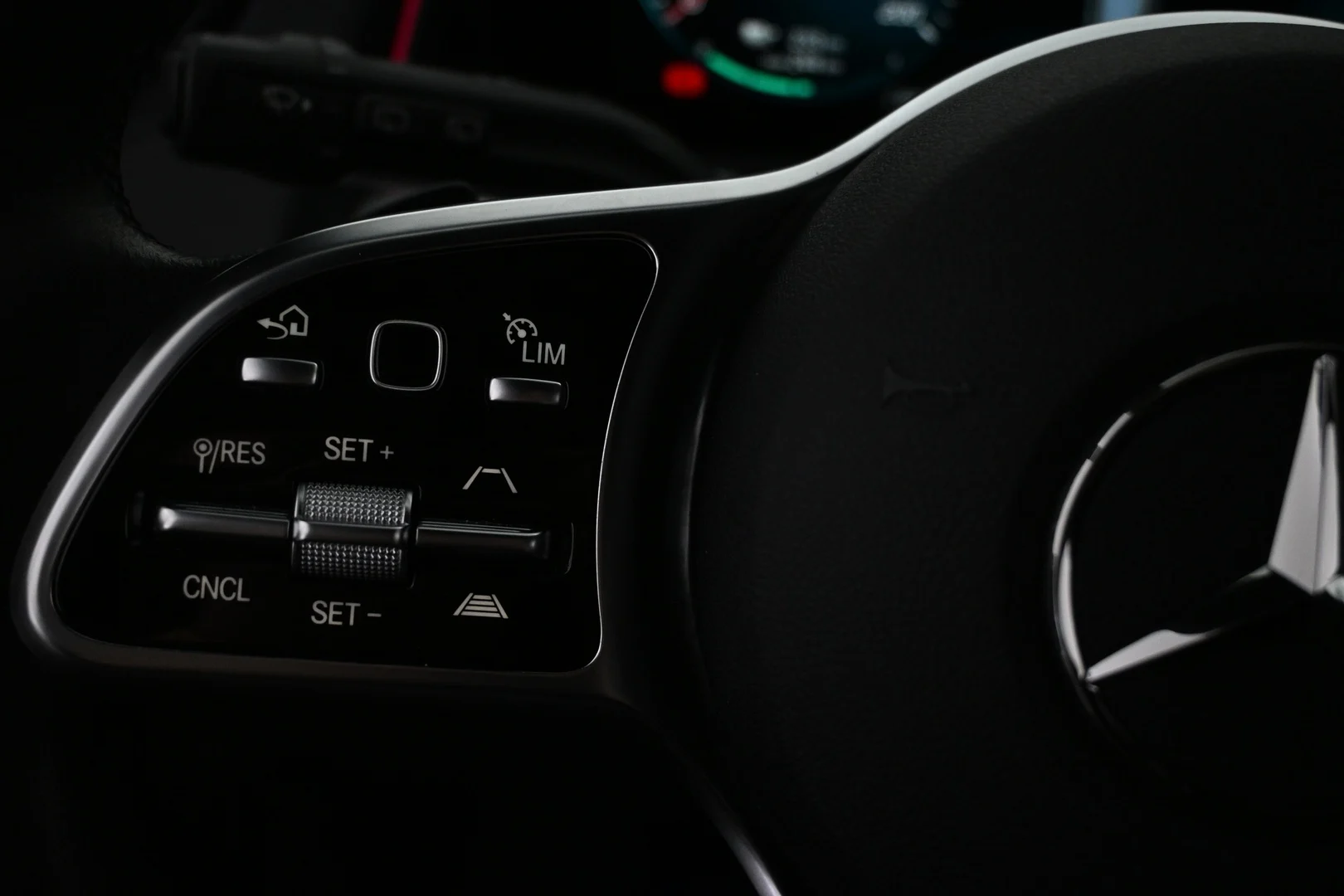 Car Image - 18CPAx3excHw56xBJOppj7
