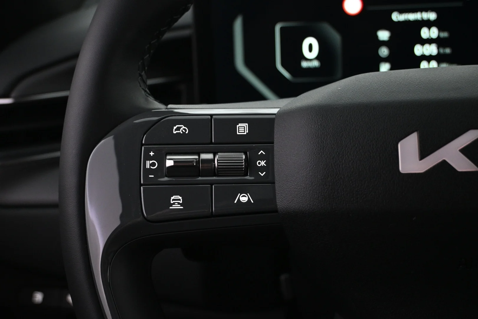 Car Image - 31ZbbmMQNUjQda4Achbdnb