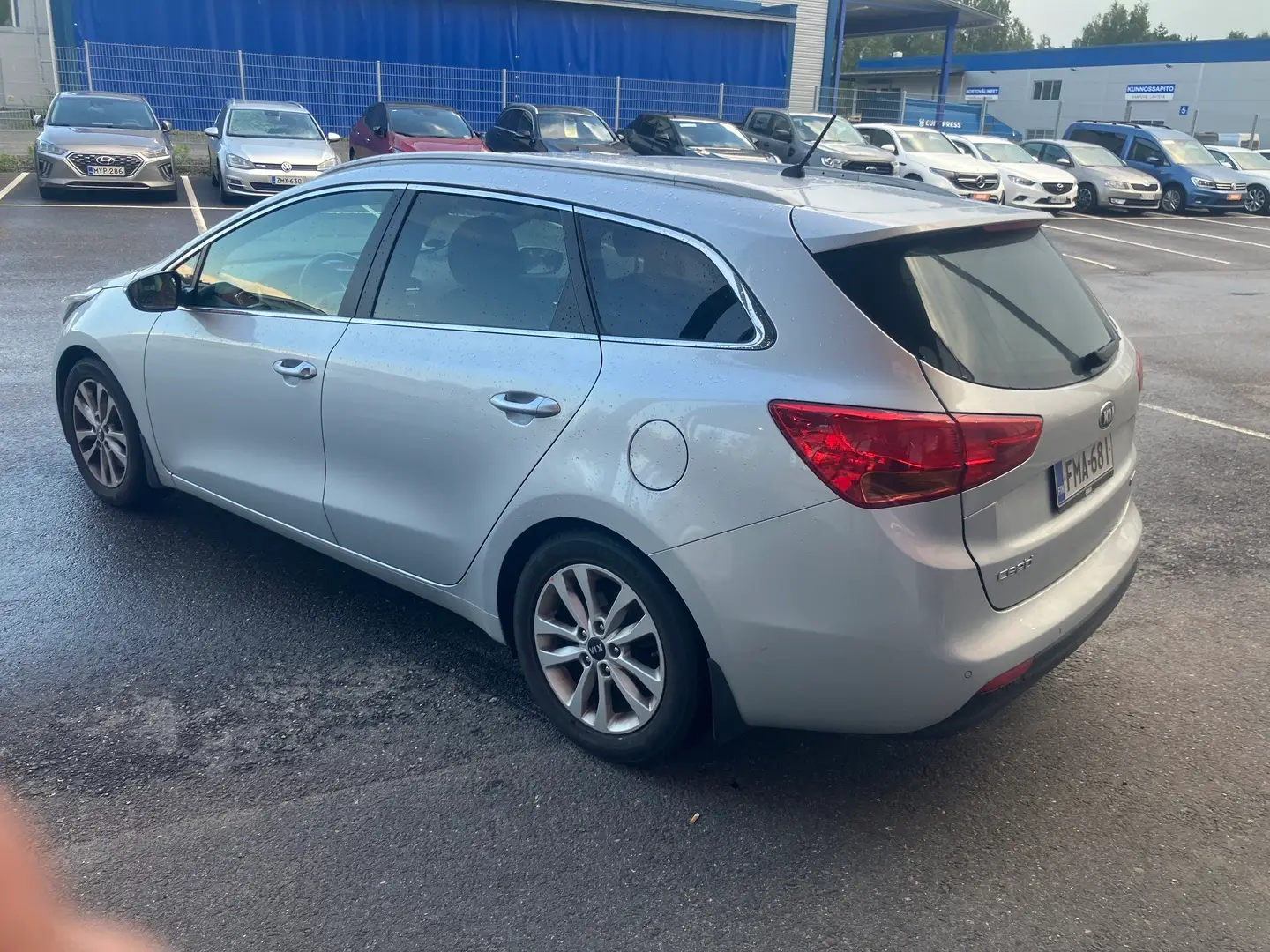 Car Image - N6EtLPUhw4DhRCRuXdISM