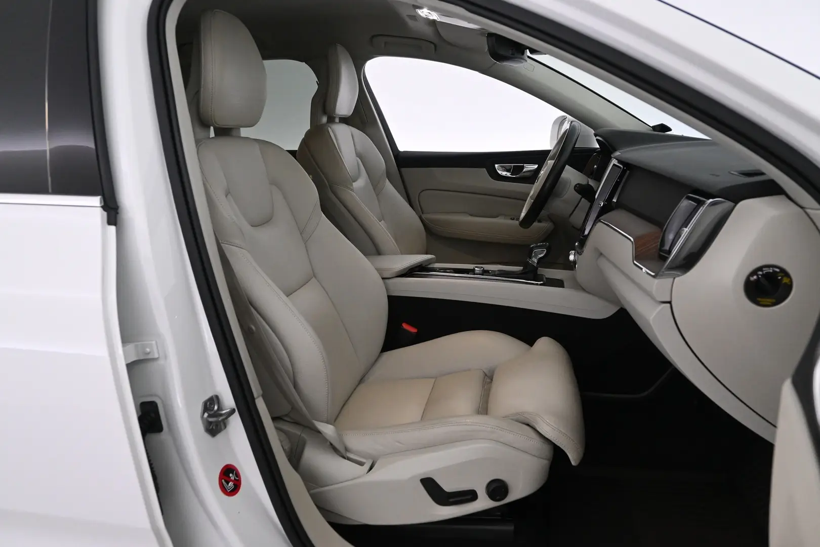 Car Image - 5OL38TqoPiTMCNeRN5oCsI