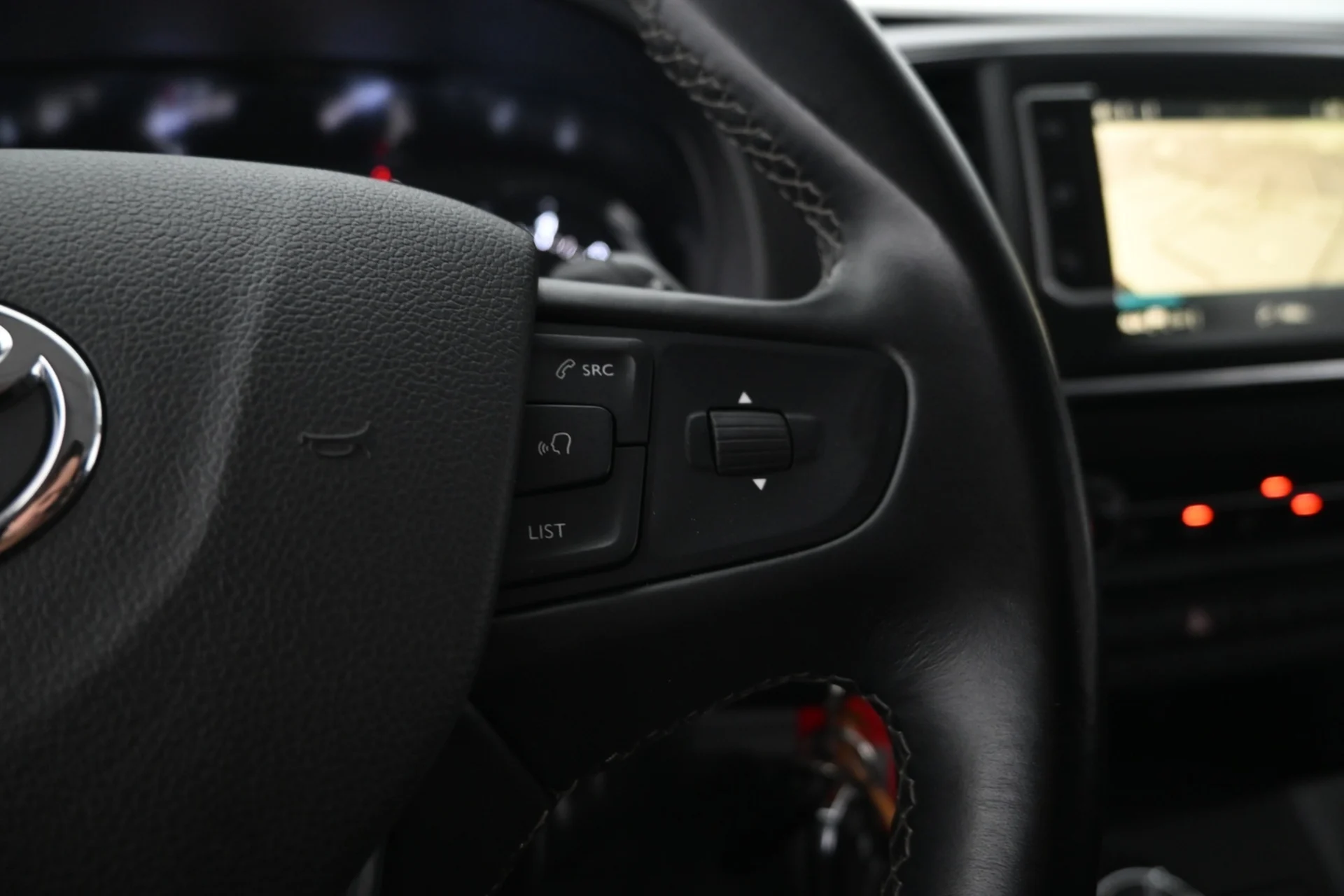 Car Image - 2KHxR7fGLq8BSMYwj60tRg