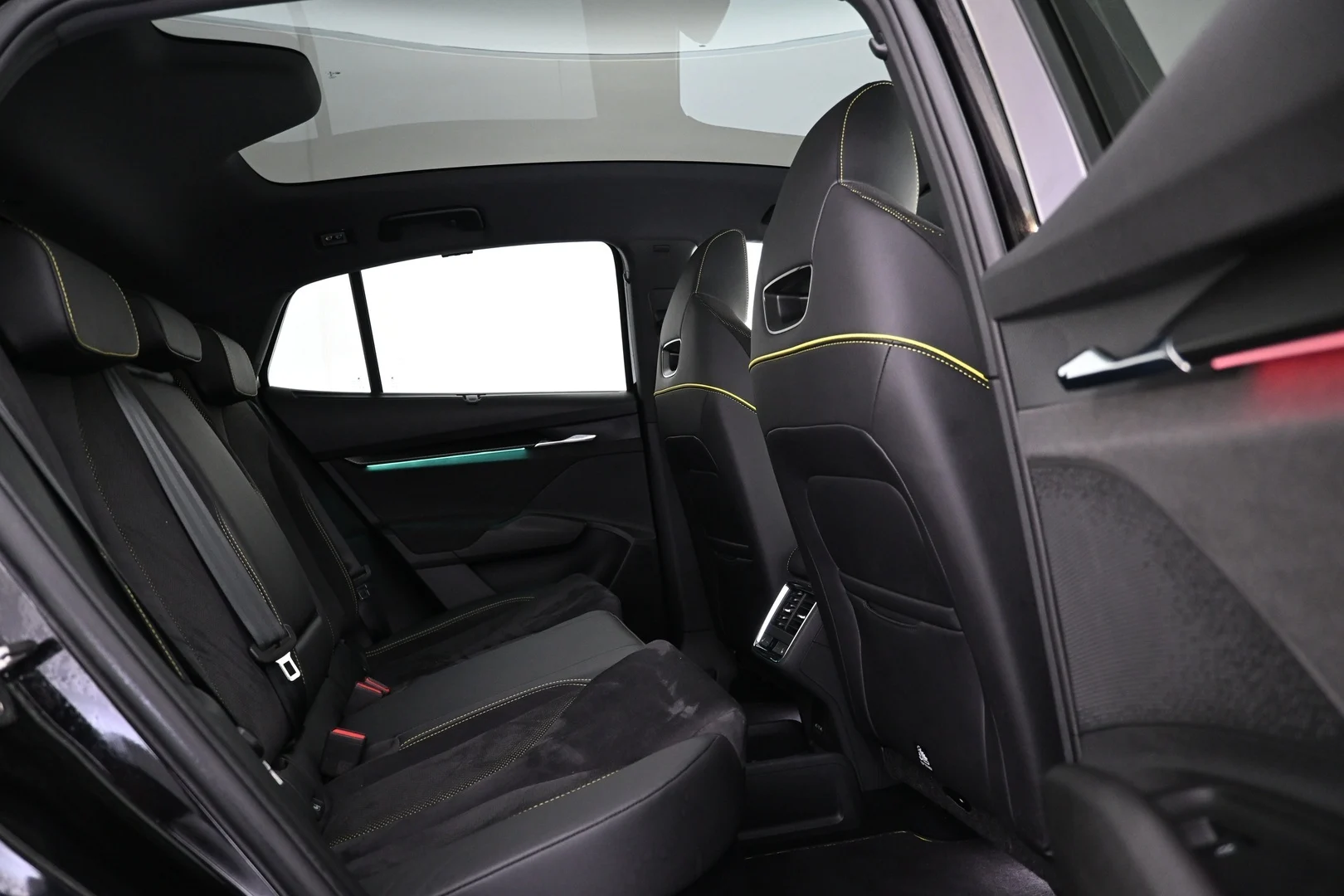 Car Image - 3gwiq2Z6H0w7KLCs54GTM2