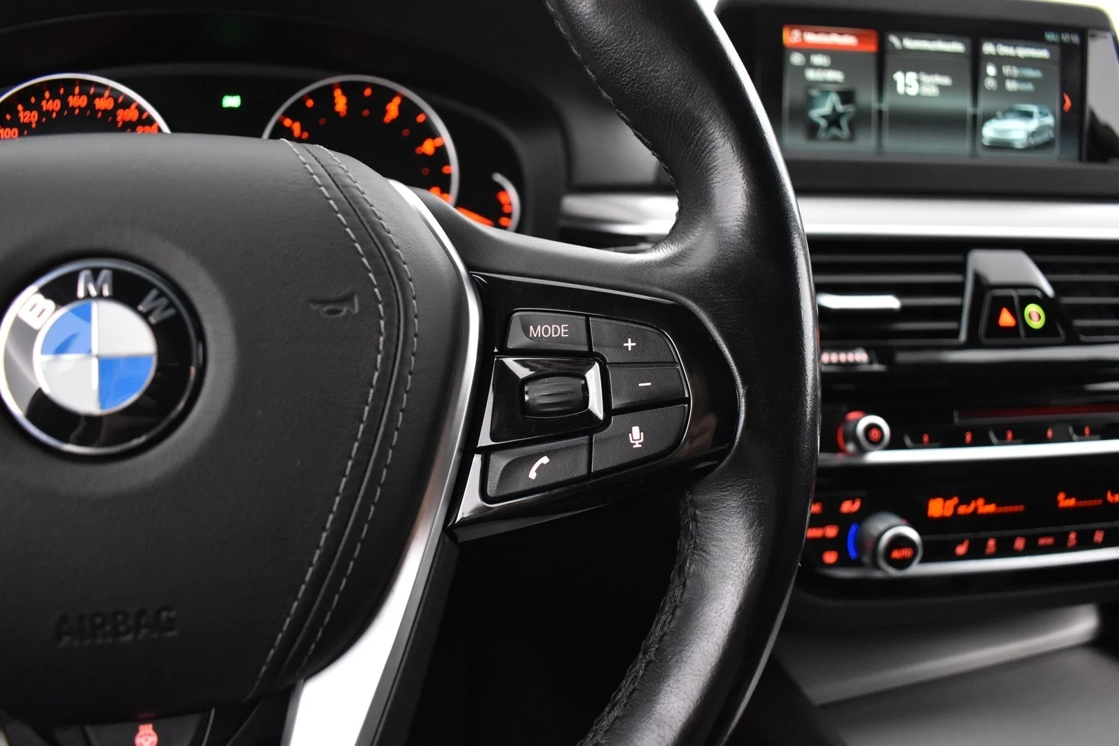 Car Image - 5KQ6bxH94qtvrlOJNzSzxl