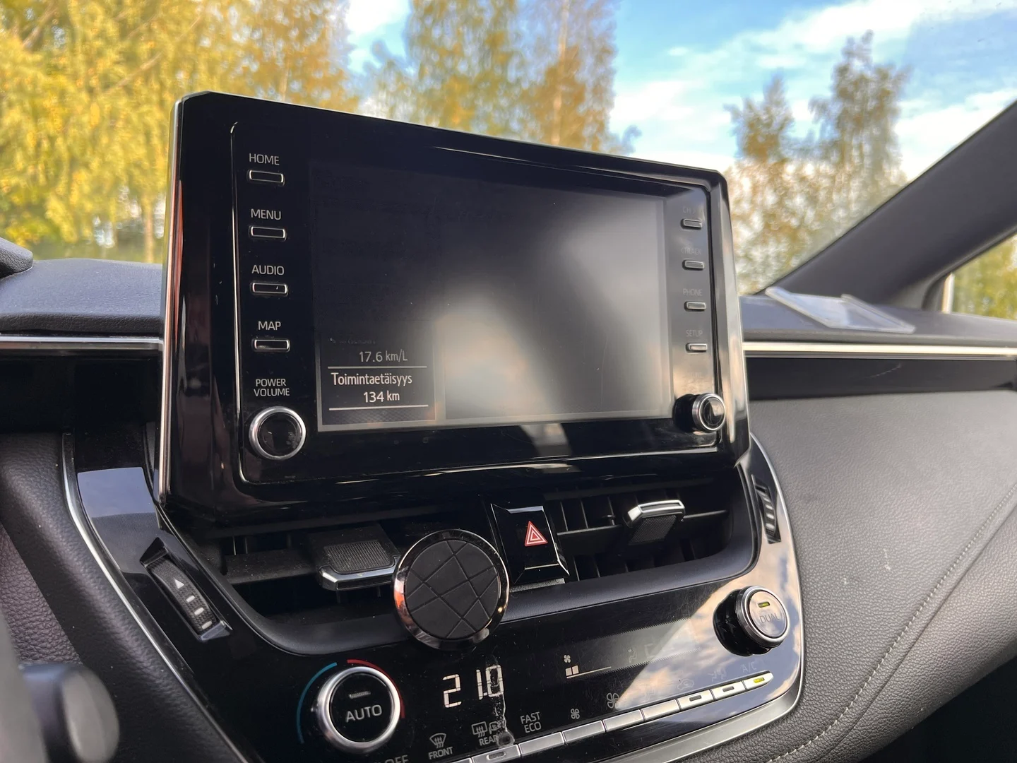 Car Image - 1QwrmI8bBfMUTDVZGUcOPK
