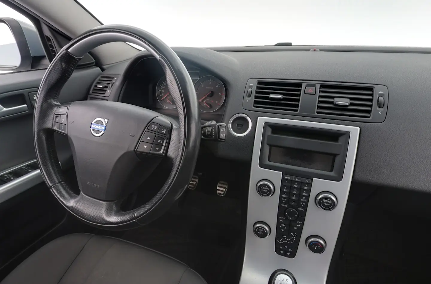 Car Image - 4ipLVaf0aJ7S5GMojHiEhq
