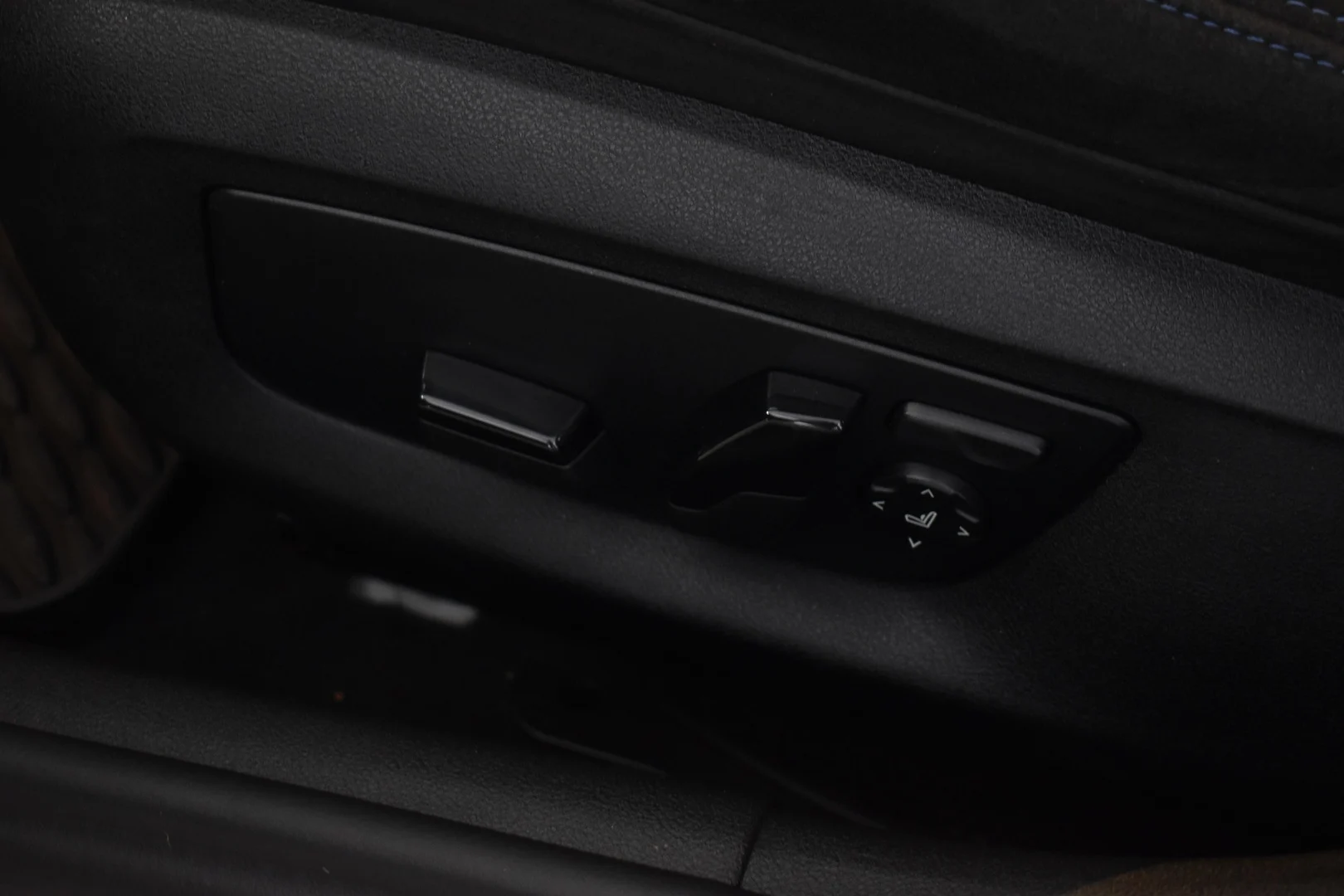 Car Image - 3JijbzQGGt3SCnyIFA7DQW