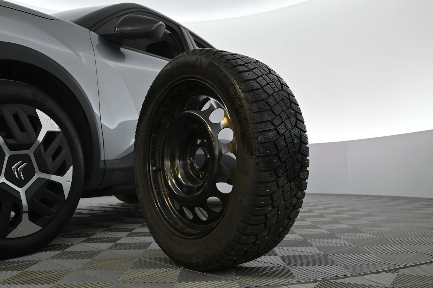 Car Image - 6yZKIKkb0eKhZVjoGconxX