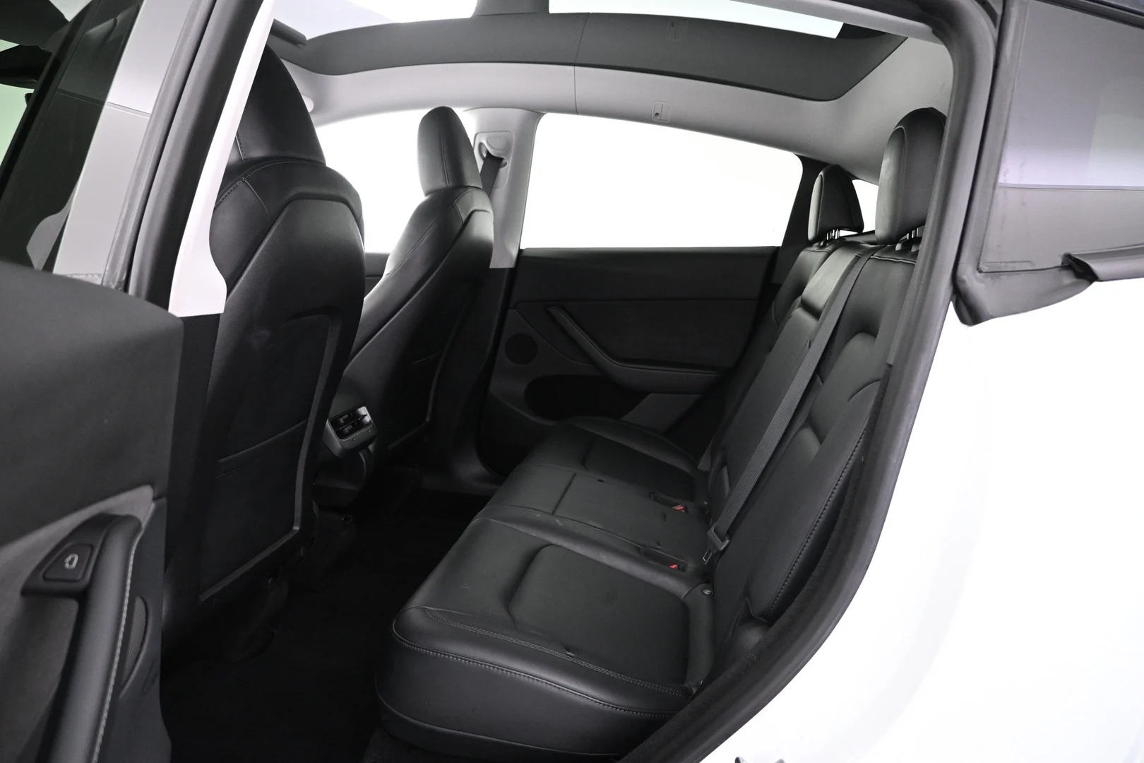 Car Image - 74xqPfubU3zlbIKWsb6iZy