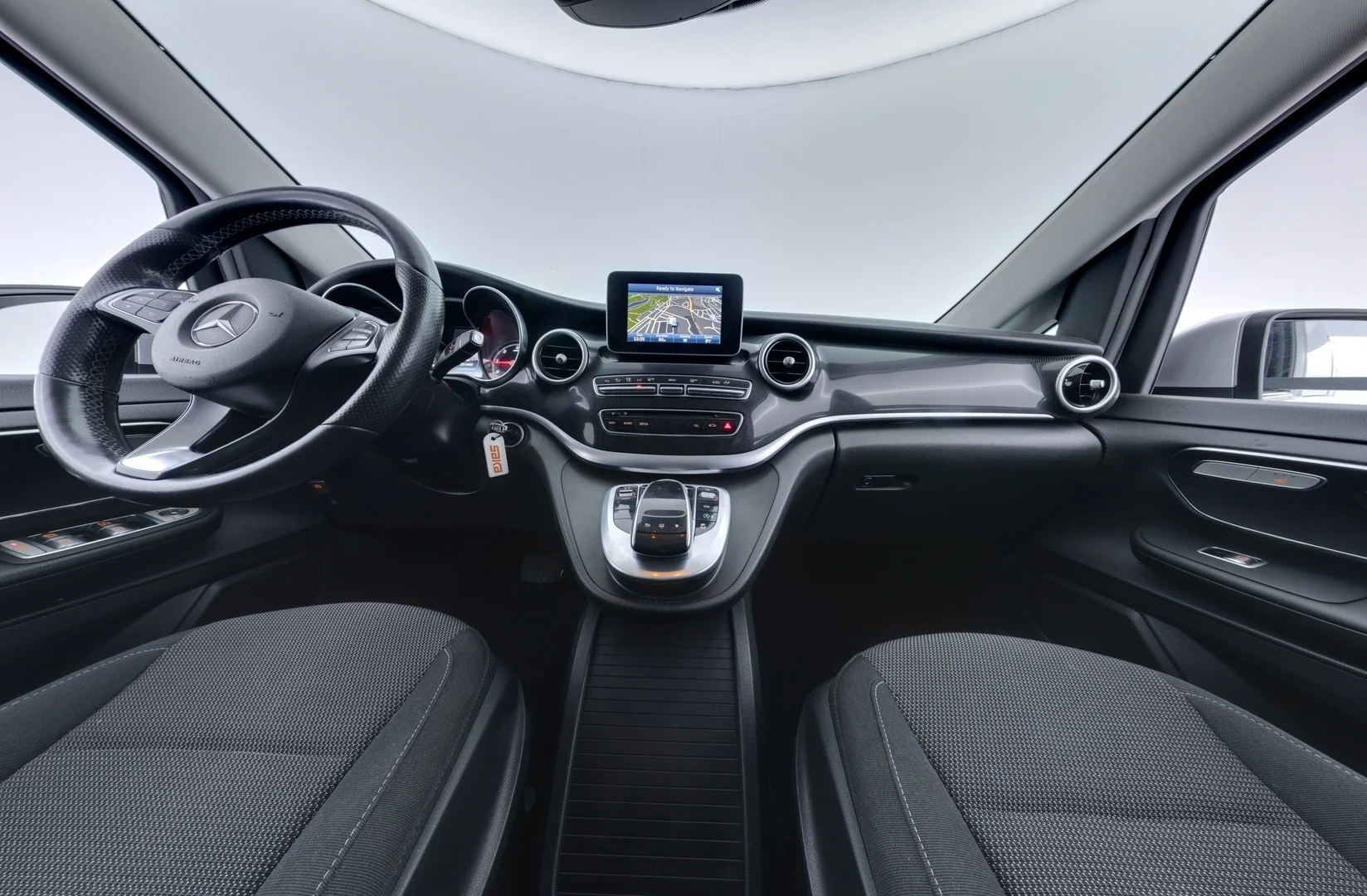 Car Image - 3d4GOmoyK8Vd9OIsp1mowk