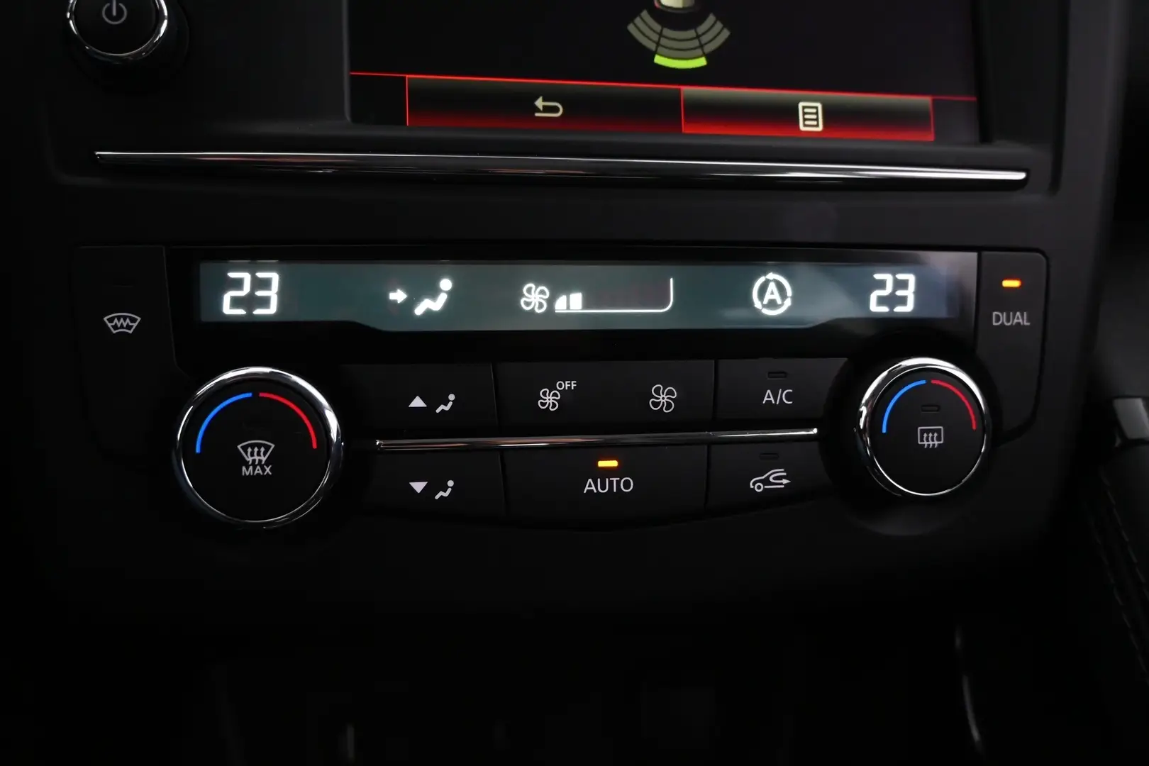 Car Image - 3QyAUo43Vi3QF8OjKlel1p