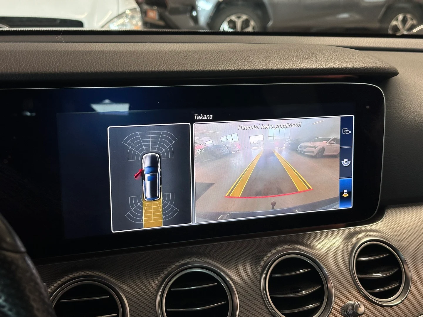 Car Image - iY3RG4CJEbScLLzwkpe1V