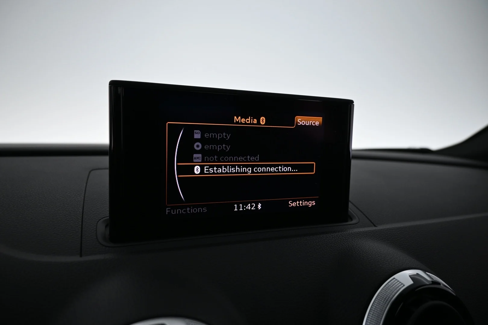 Car Image - 4xtEjQd8MLzcYWniEa9cl1