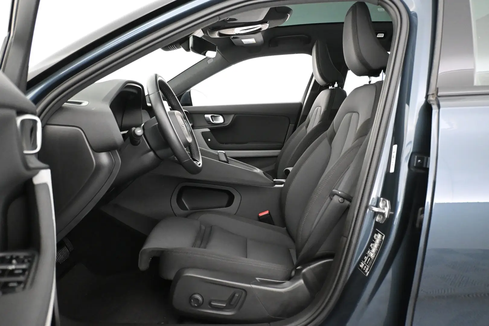 Car Image - 2zCdrEh9g3rL1hyImlrNFK
