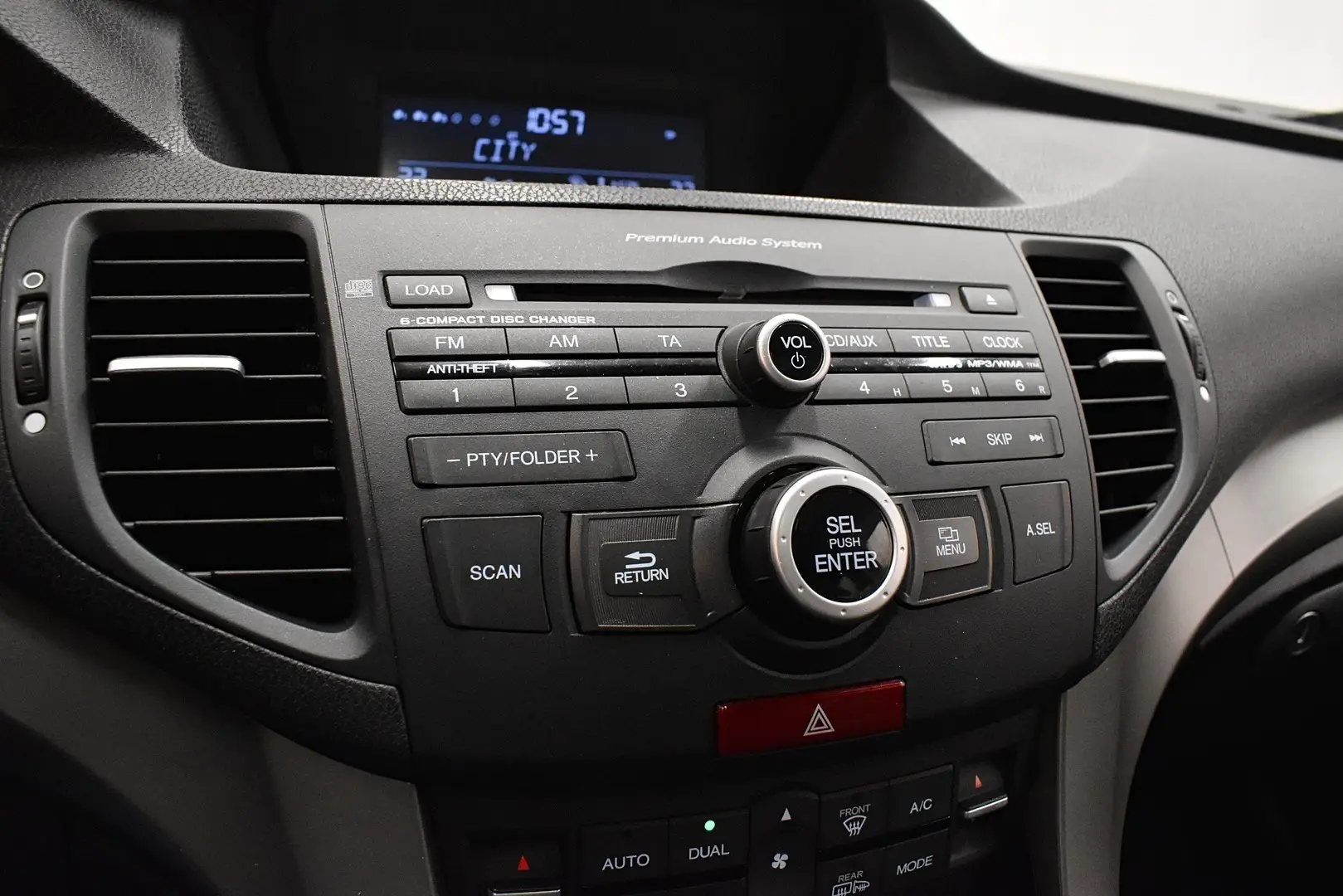 Car Image - qLJ4DGhbebpRa6HcJoZke