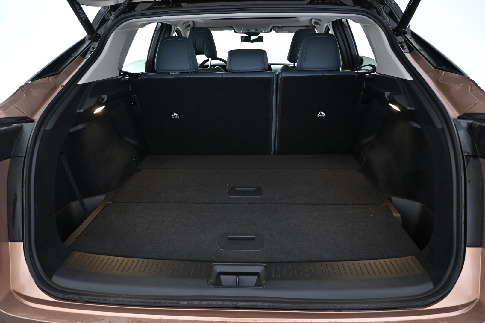 Car Image - 22JeBtsnUKRxF4LF5M73Lr