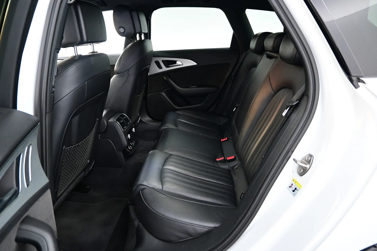 Car Image - 3fk0rbLkj9XlO0SQ1Ut5kn