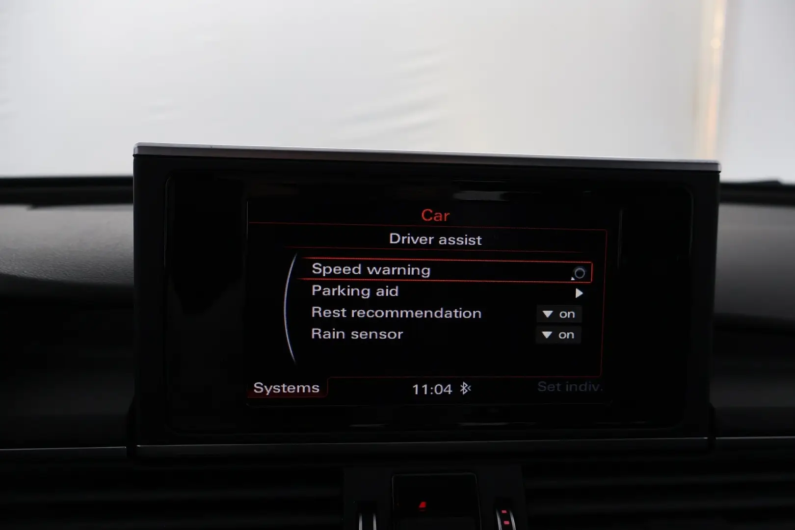 Car Image - 38offIIEqNCyQxdQmrHOOp
