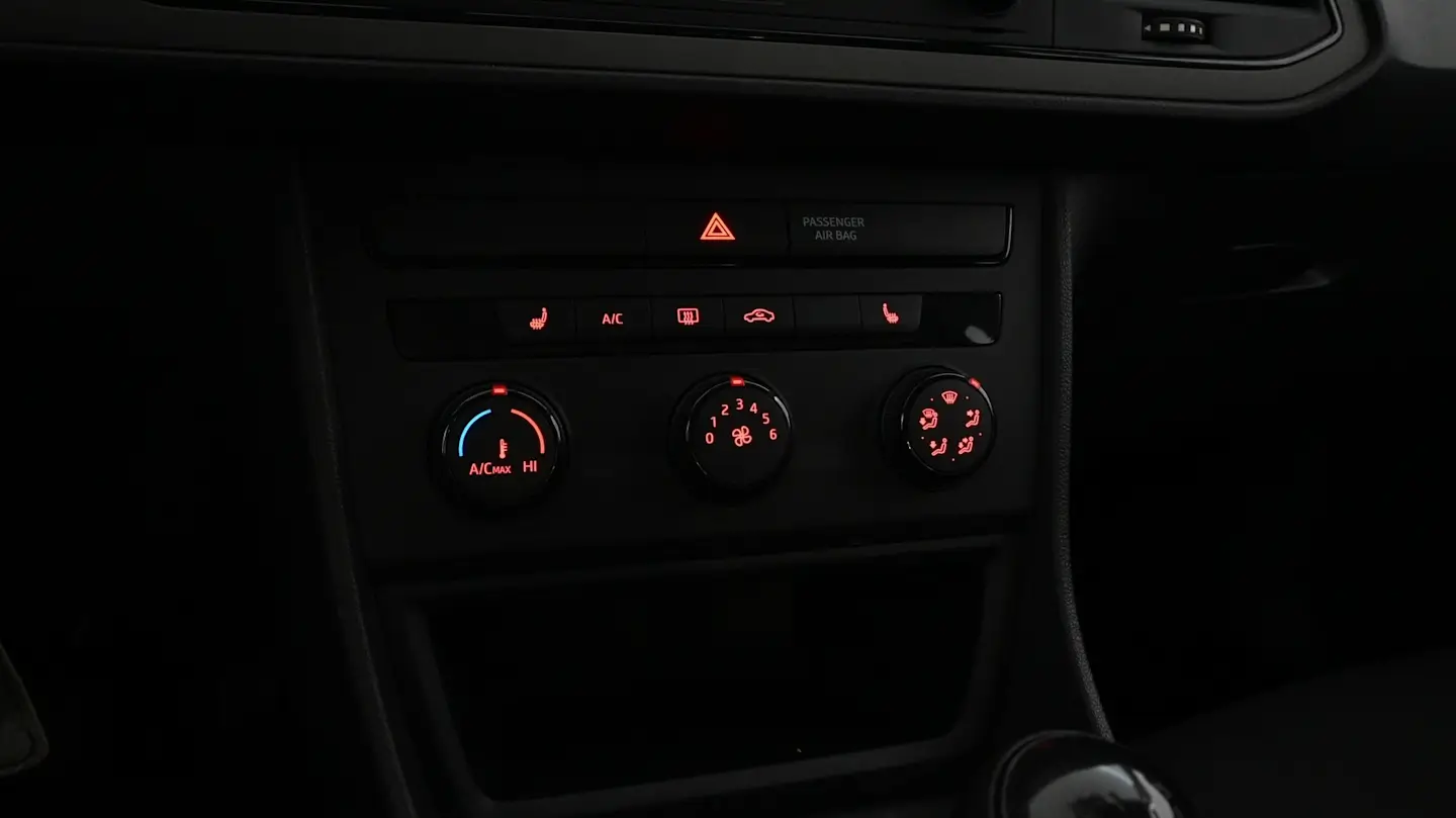 Car Image - eByIJunTuHnFHXqSKClMS