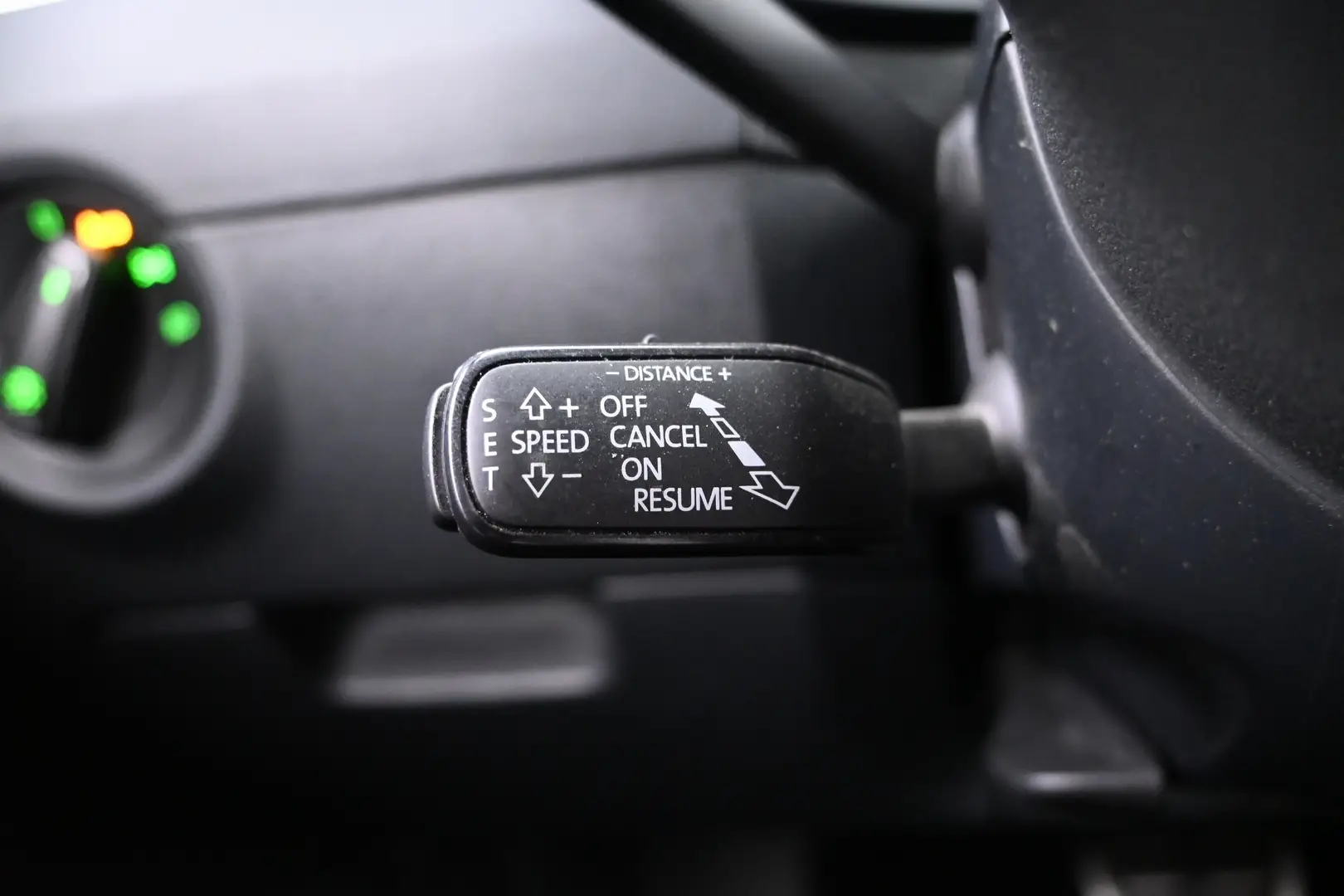 Car Image - 3NxC0Cp4jBBWg6wOfm2glD