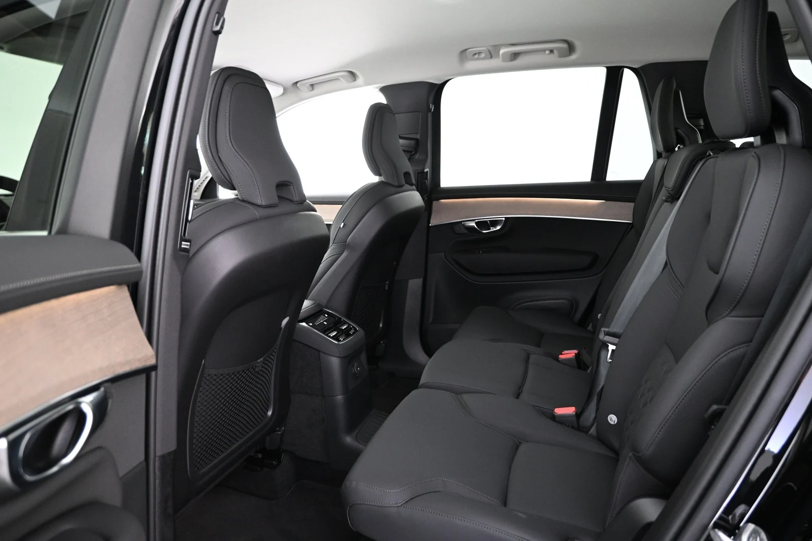 Car Image - 53jP1o7wEmMVv2LCSoMFRC