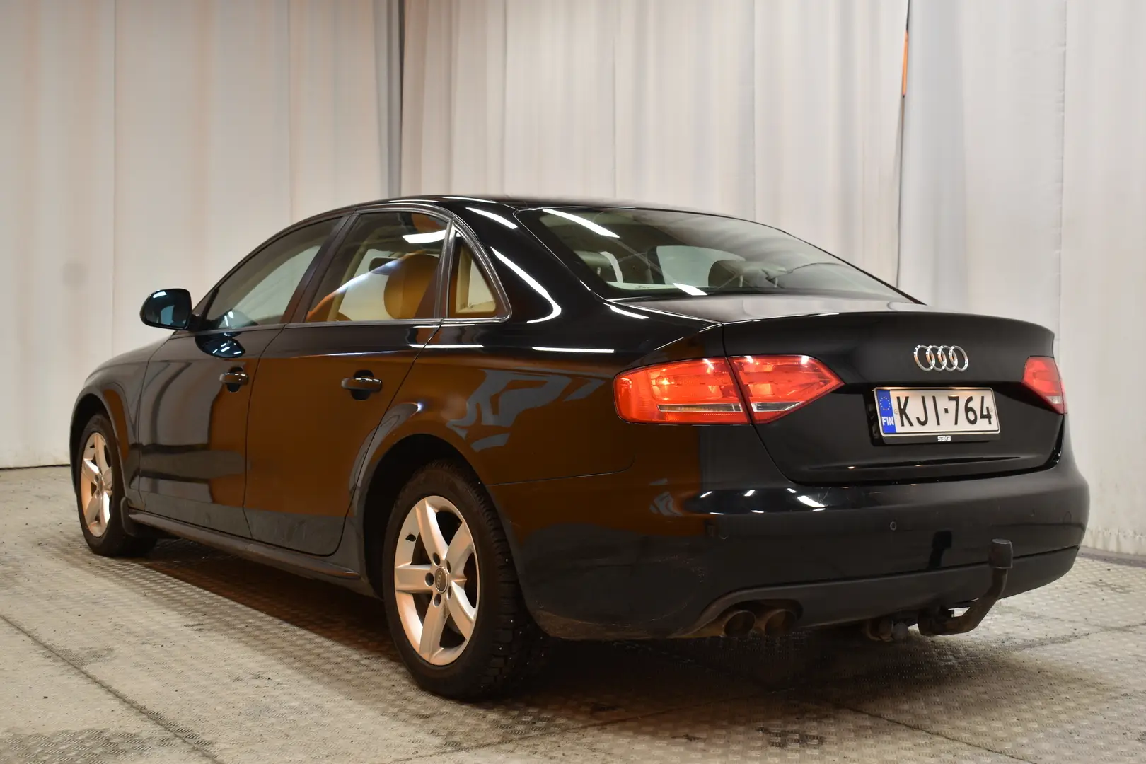 Car Image - 7l05E4mBfLhG6a9CCHYzQO