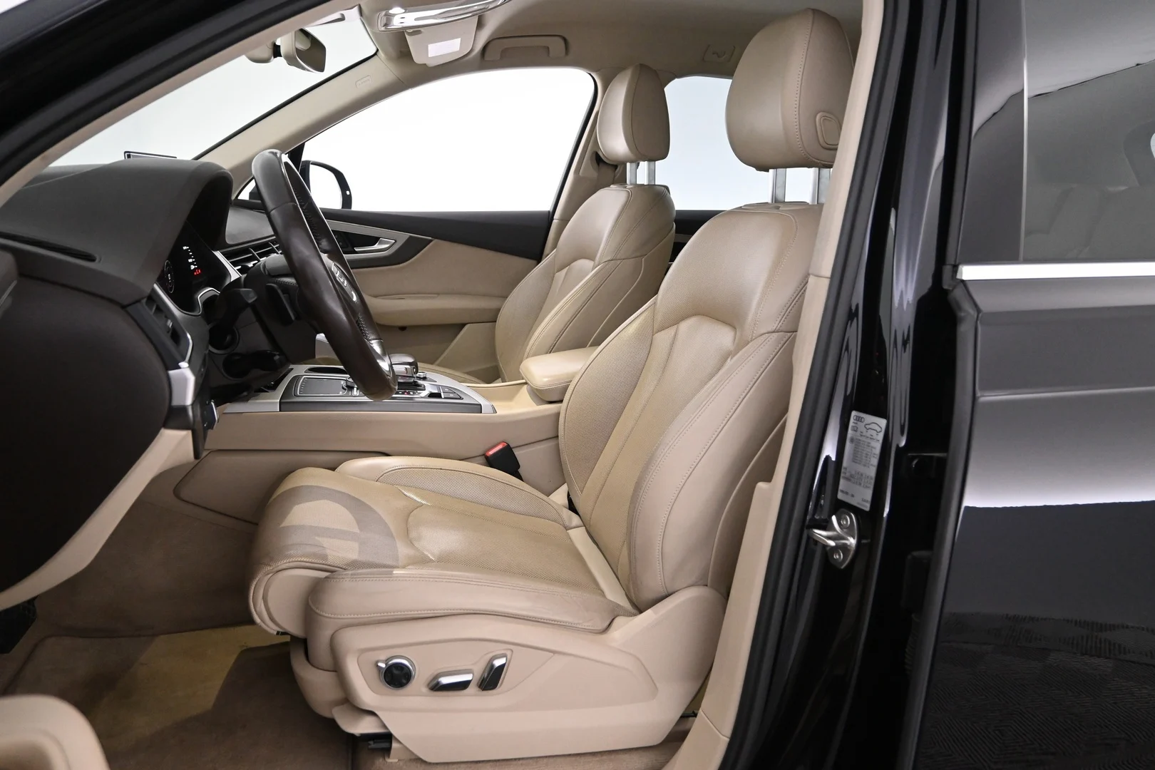 Car Image - 5yi88V2VBRO1unsZmOv91q