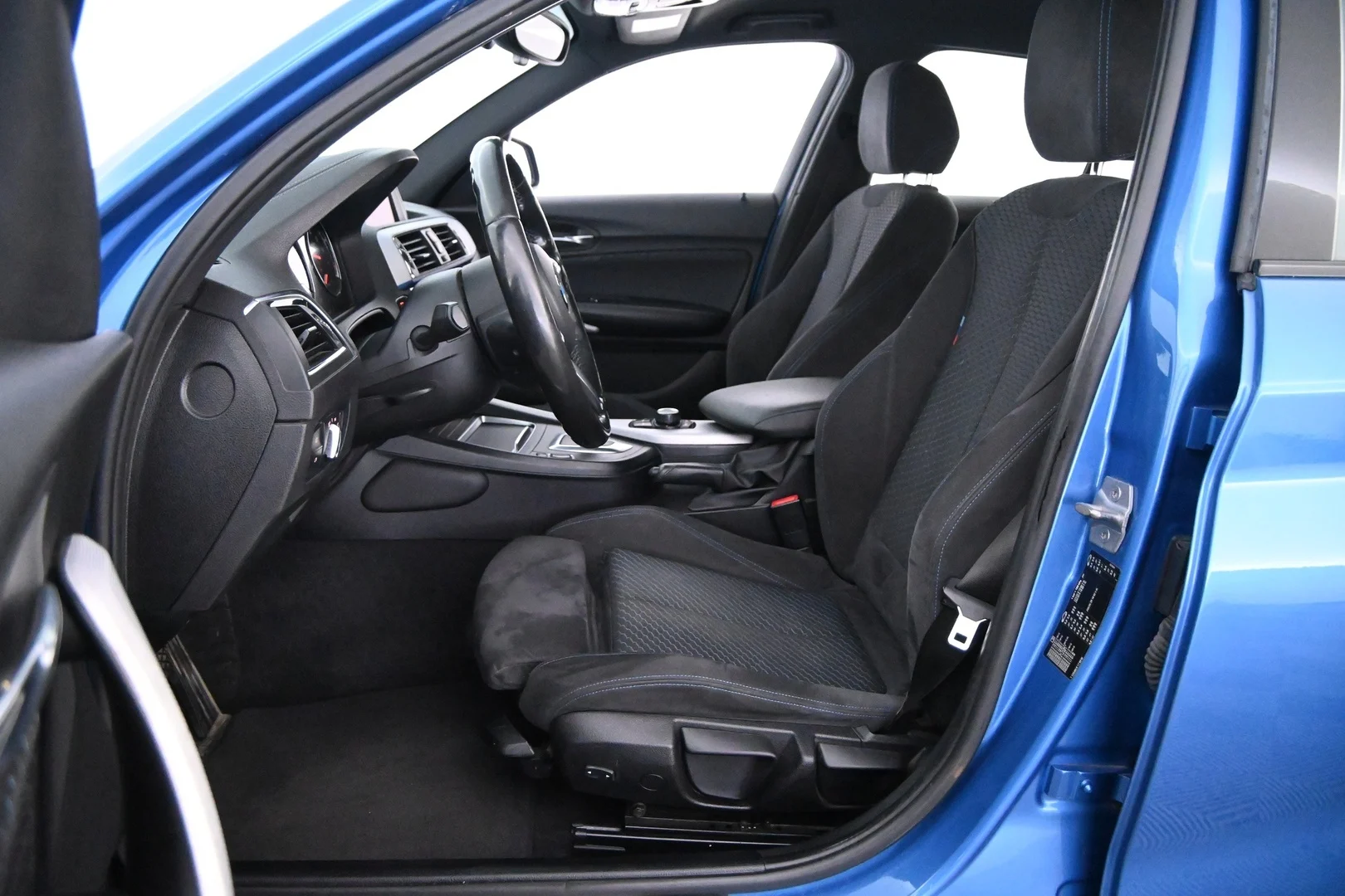 Car Image - 3KRQvnYo9lt17IMCxaKNyQ