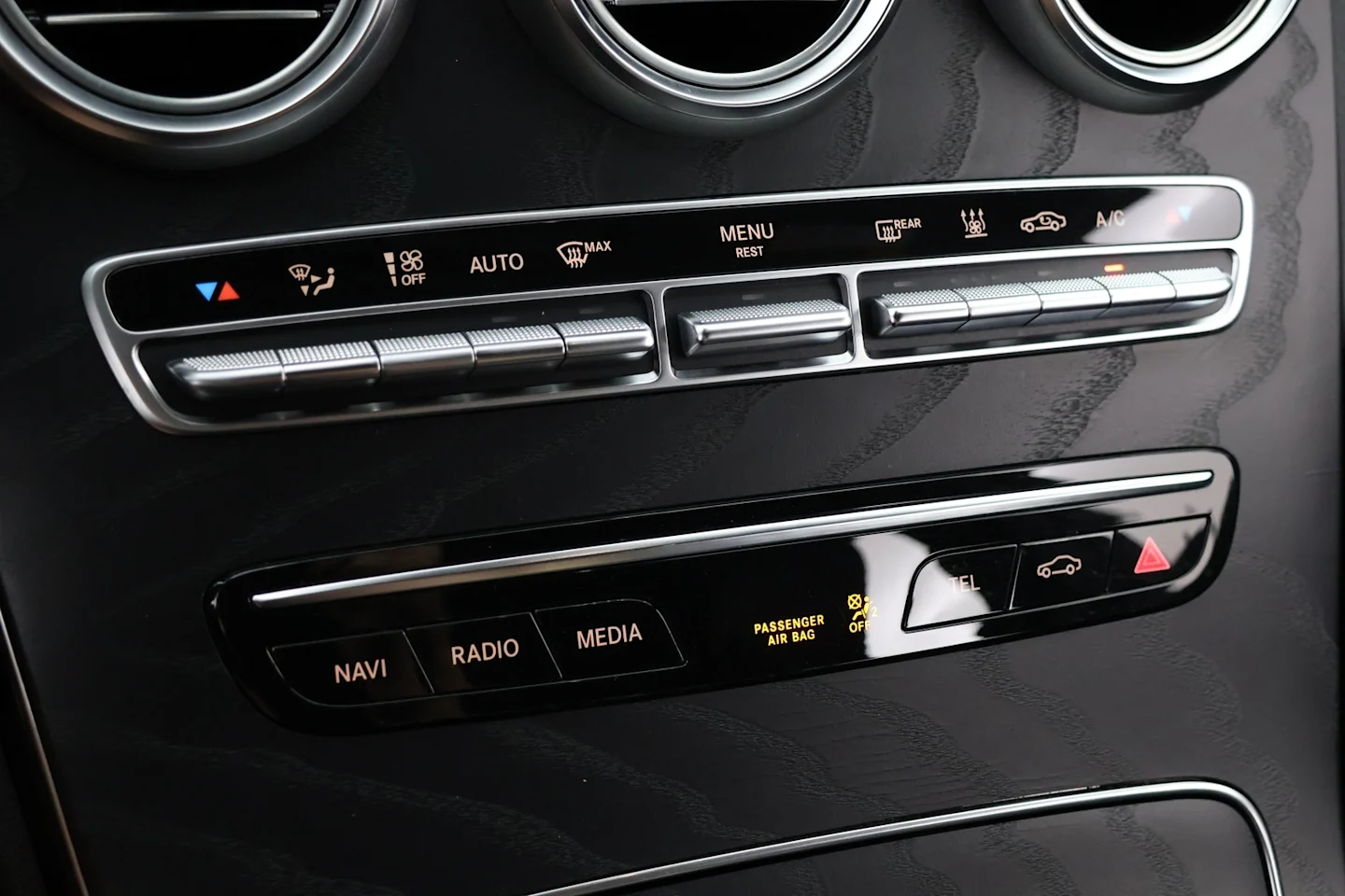 Car Image - 3O7T4uXrNH547L0pPZ9GOu
