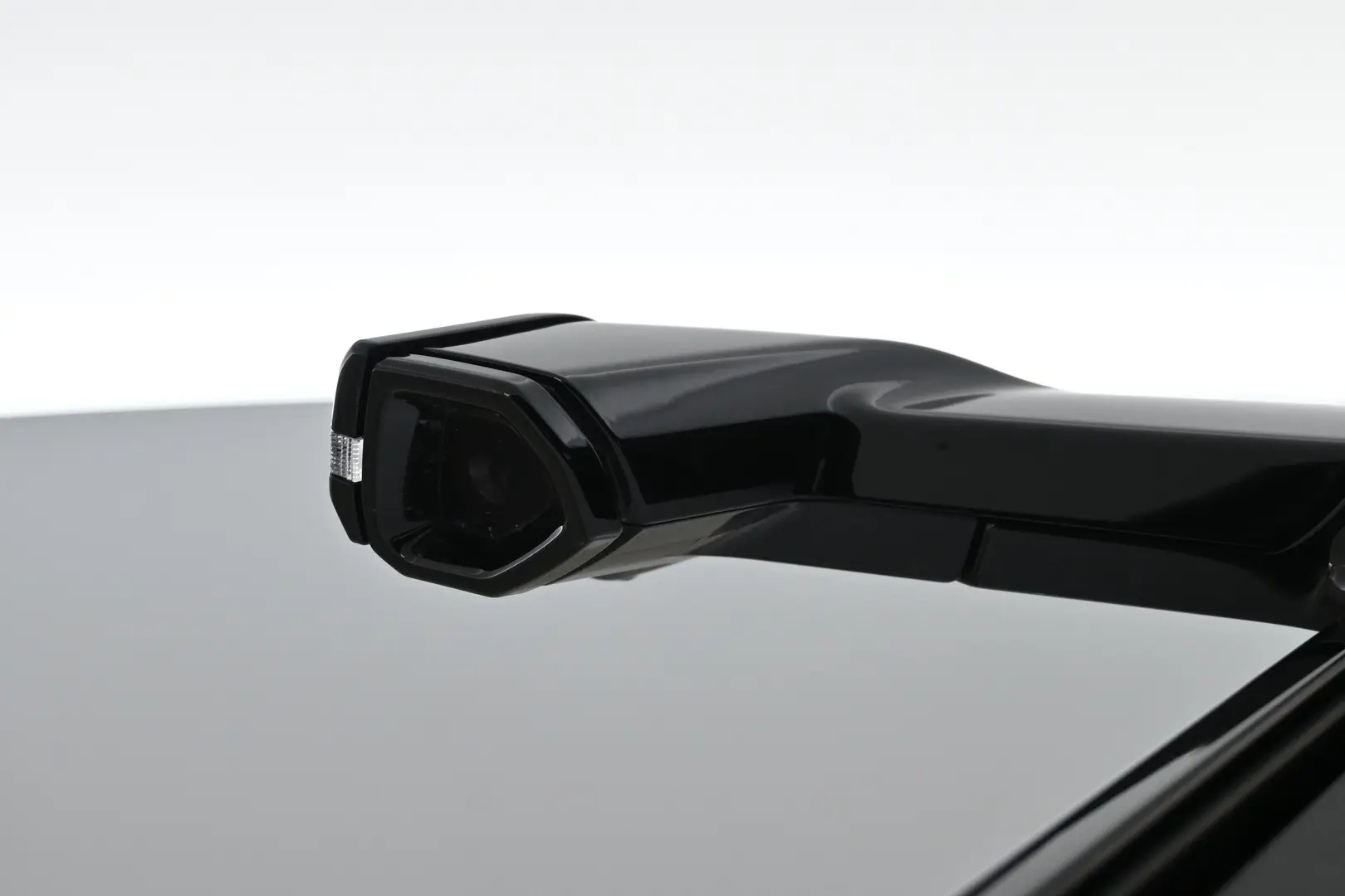Car Image - 6E8VGmBzF9pgoyVEpYvRcu