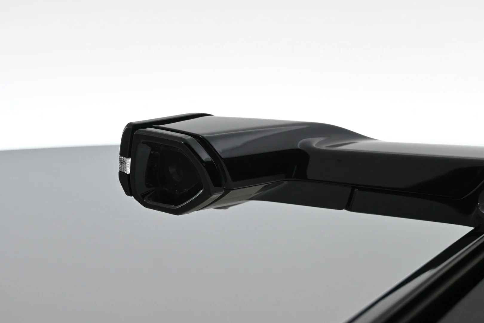 Car Image - 6E8VGmBzF9pgoyVEpYvRcu