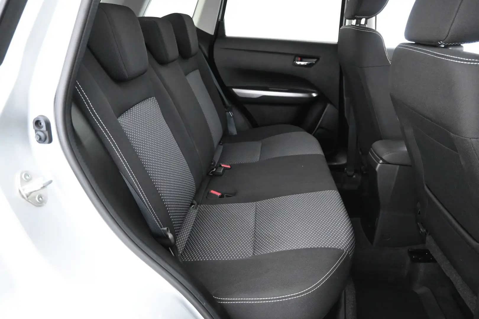 Car Image - RDP8K4lJo8LaVFoEzsuqZ