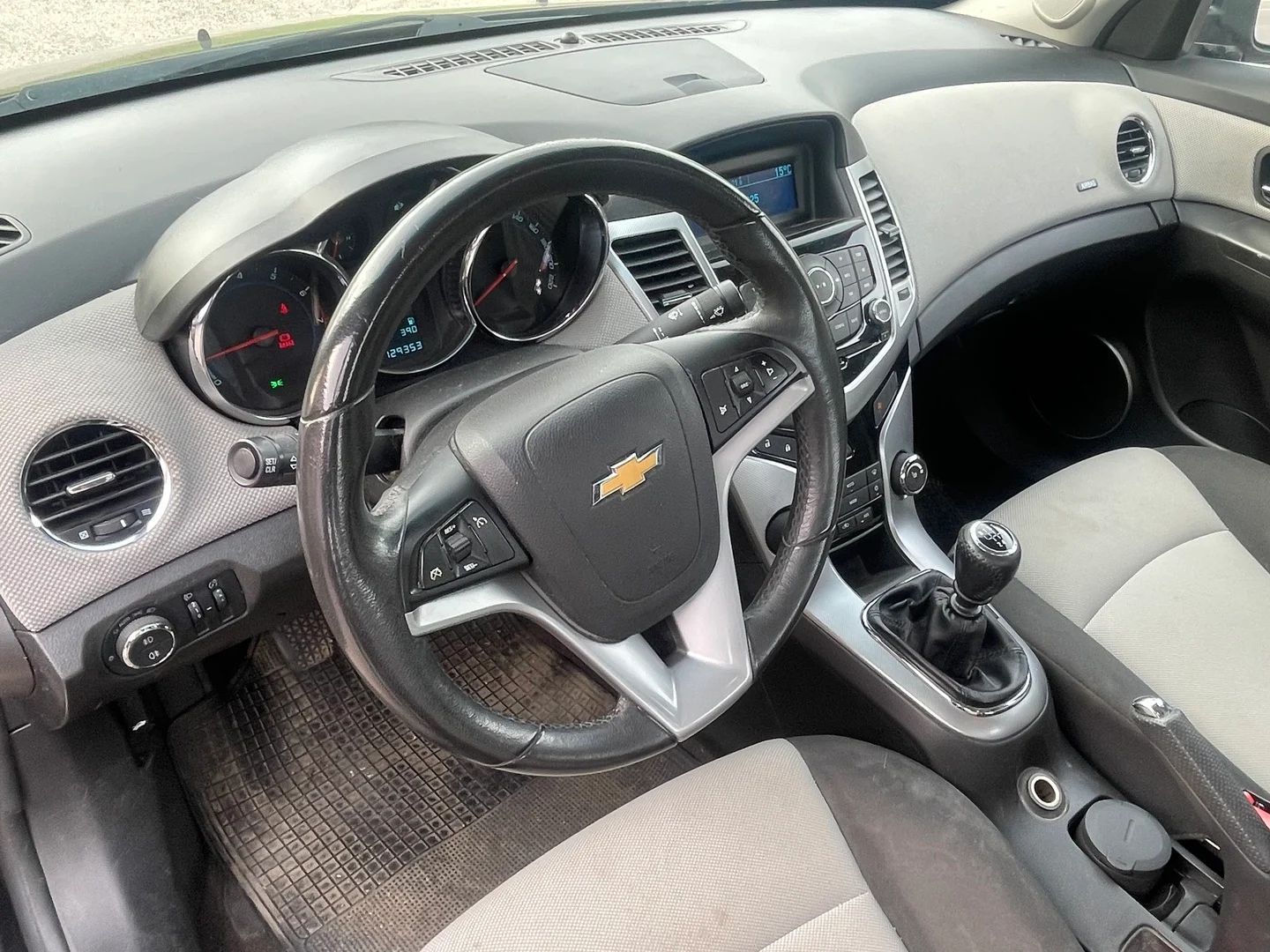 Car Image - 01uRYCk7lxETYk990QIWkW