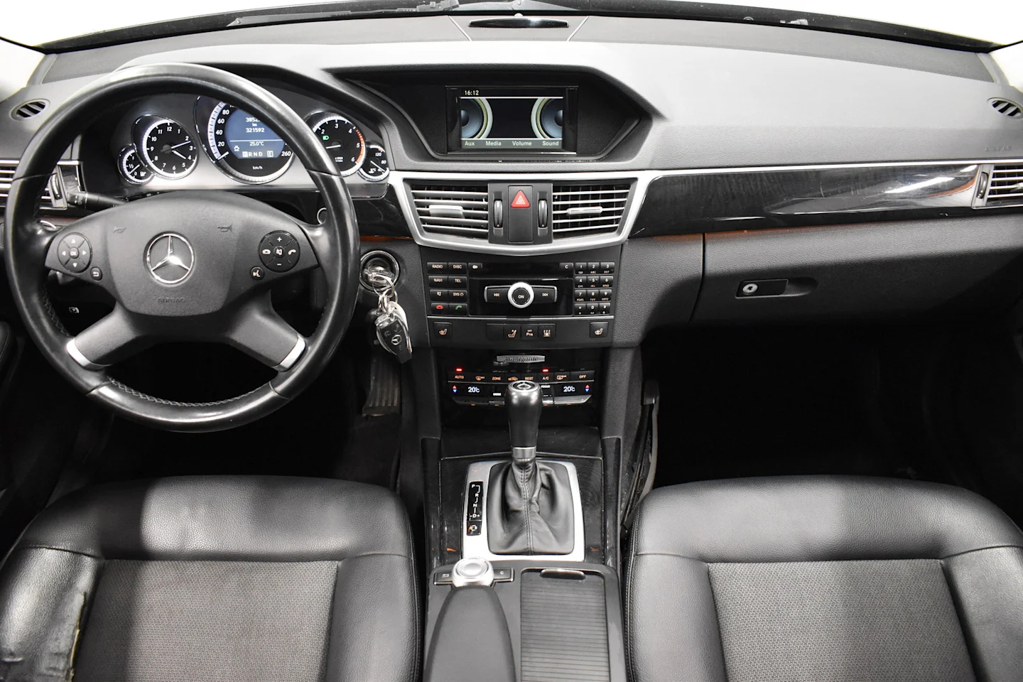 Car Image - 7GsNynn5njjkXayuJrk2b6