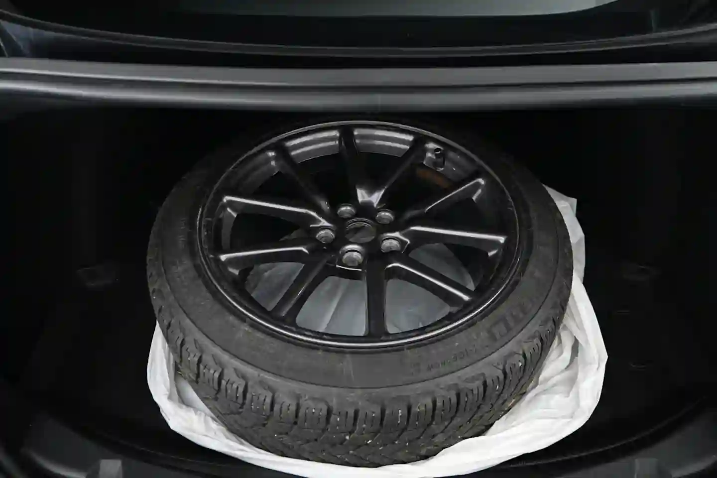 Car Image - 1mUoys1Qr3RLBb1gZsPgmQ