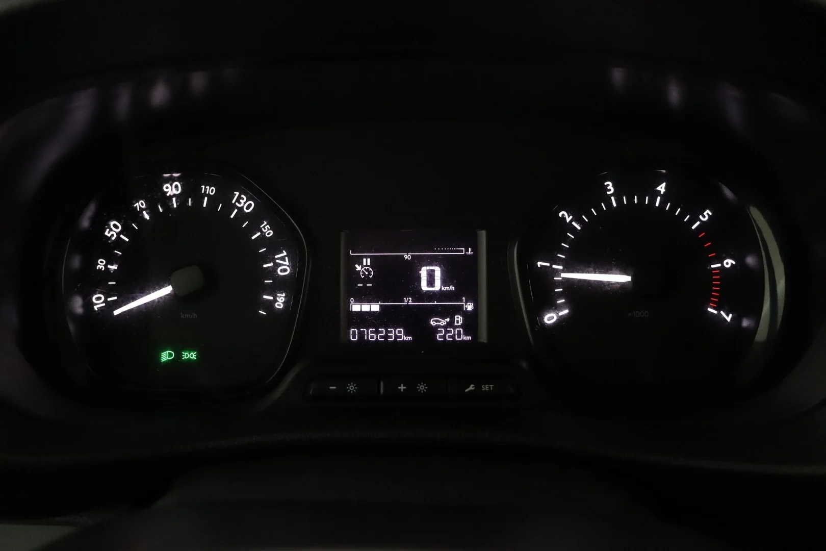 Car Image - 5U22fuOinJJvJ3gYC2J7kK
