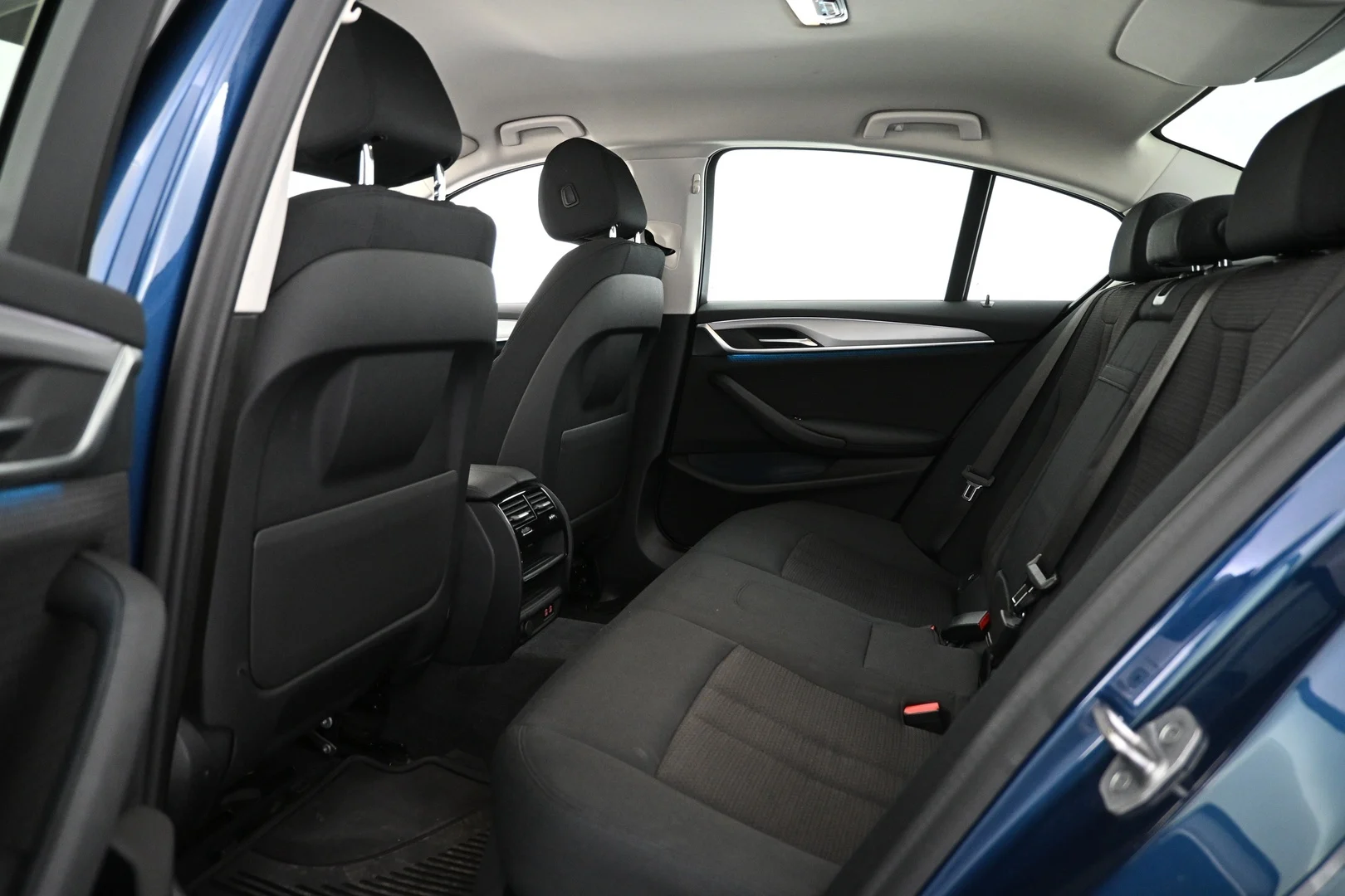 Car Image - 1BNd3ZXZDQcmleBciyCEvx