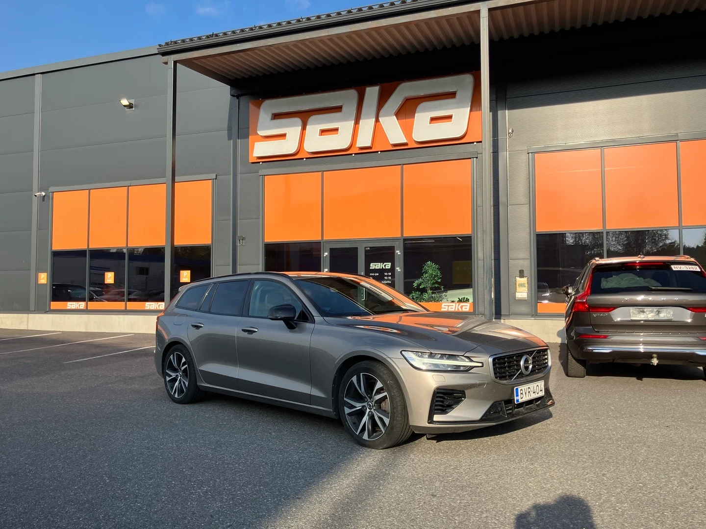 Car Image - NIgxmTRvt3sDkLk5IaoU5