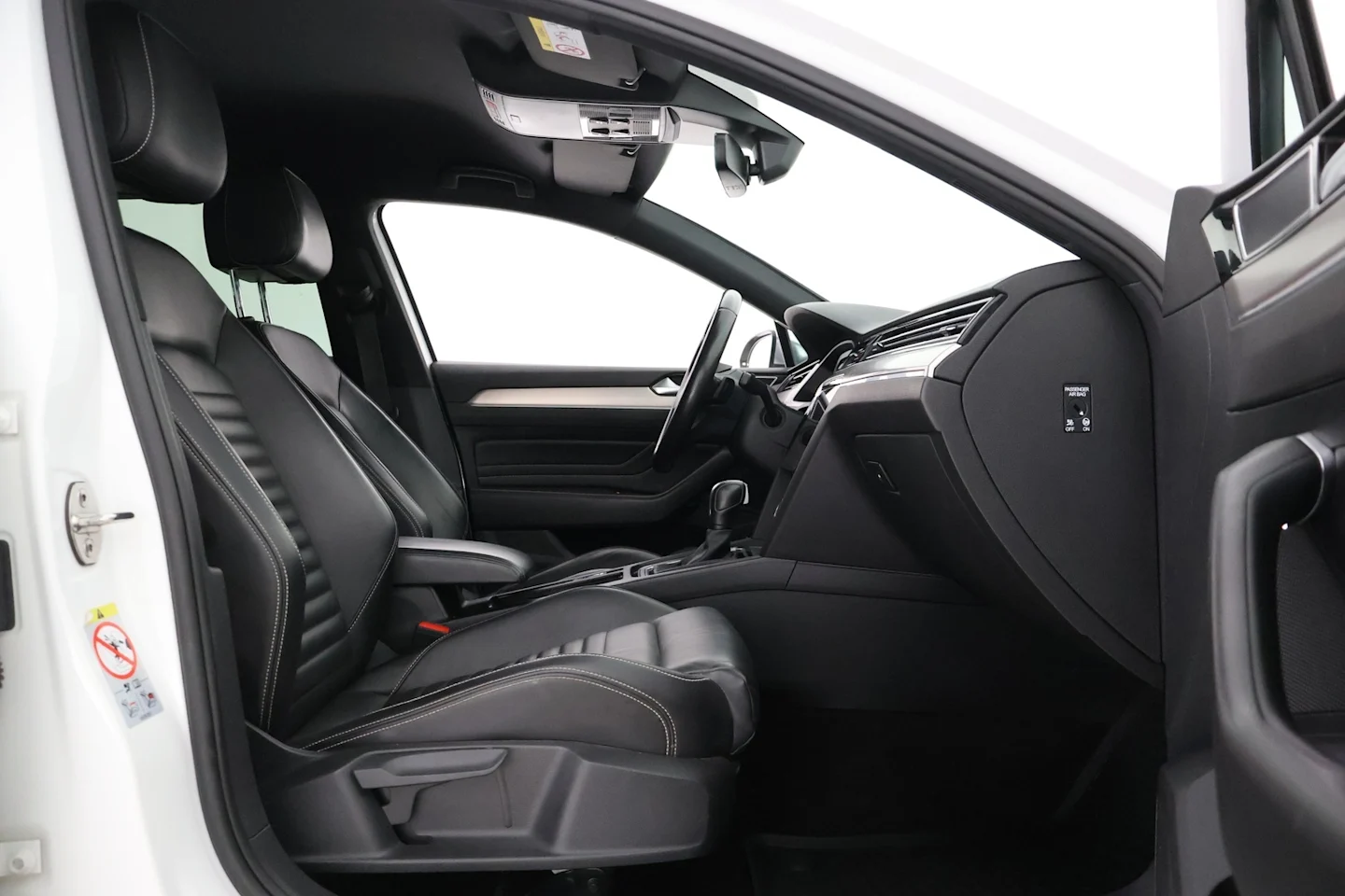 Car Image - 5E5lq648n4pISDLD0Ks7rV