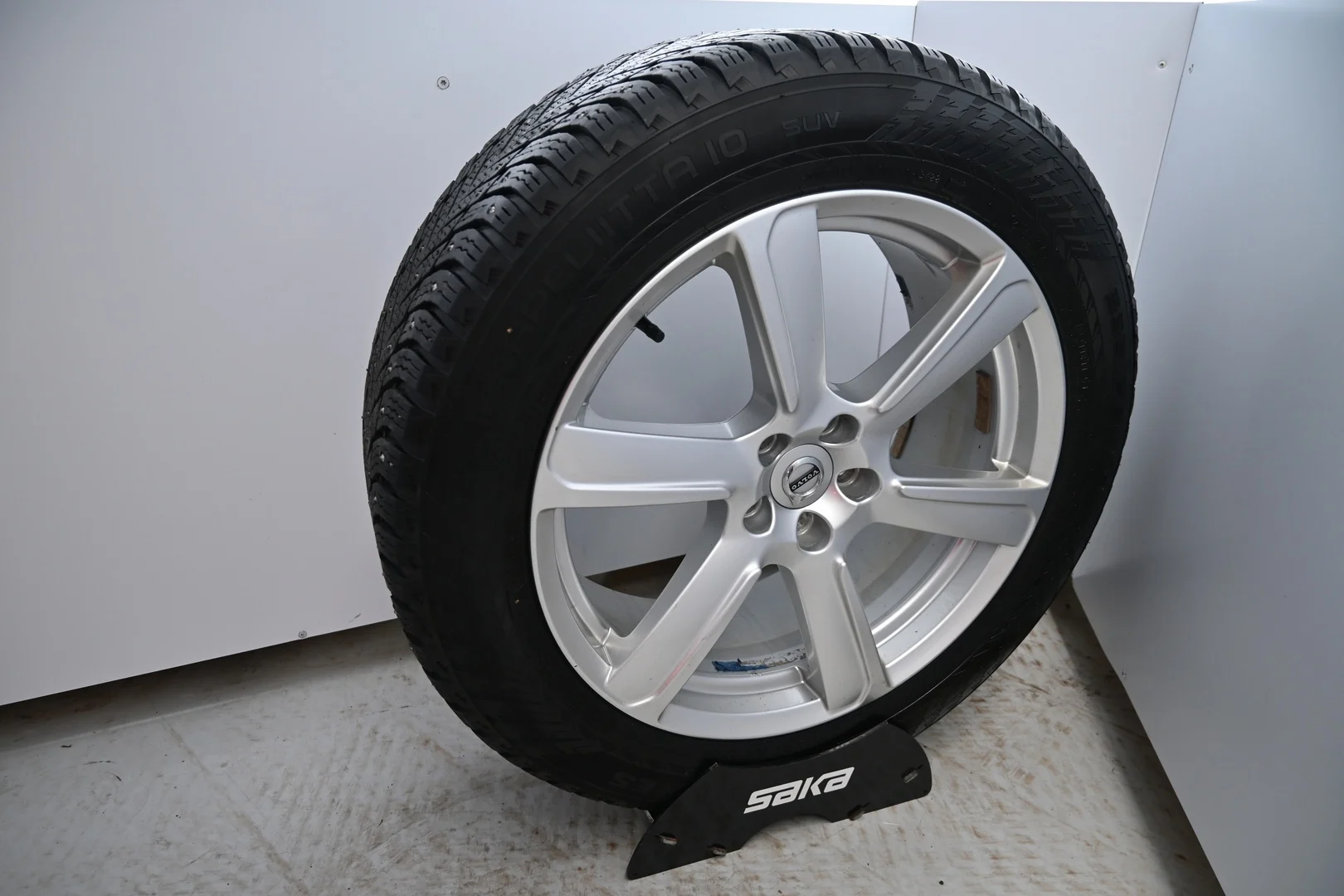 Car Image - 1xMxgcidORVveUy3rHwXhL