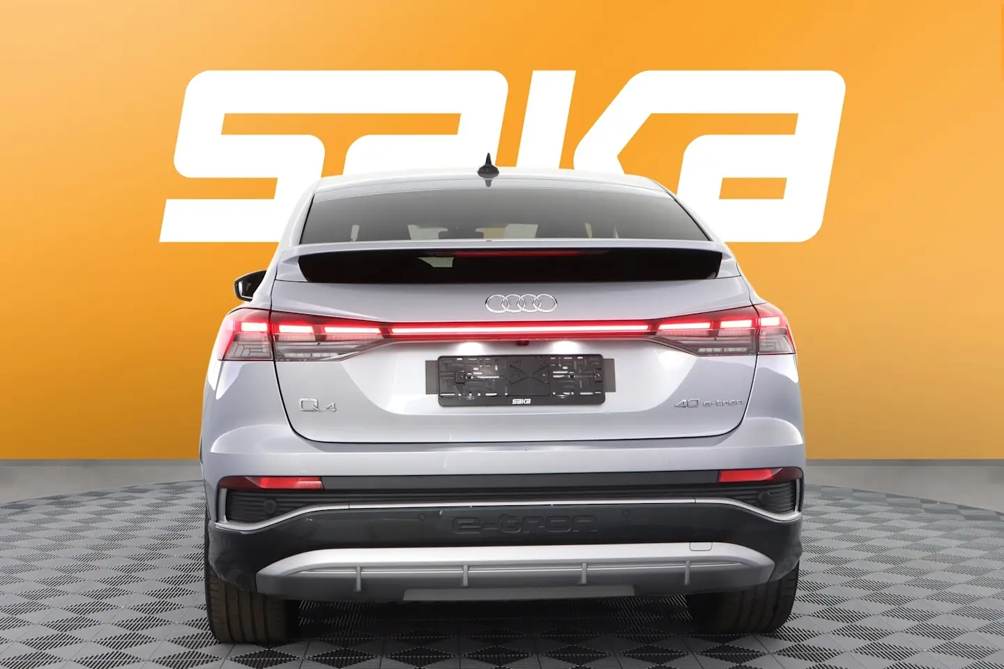 Car Image - q9WrH6Peld5pqYHBlf41l