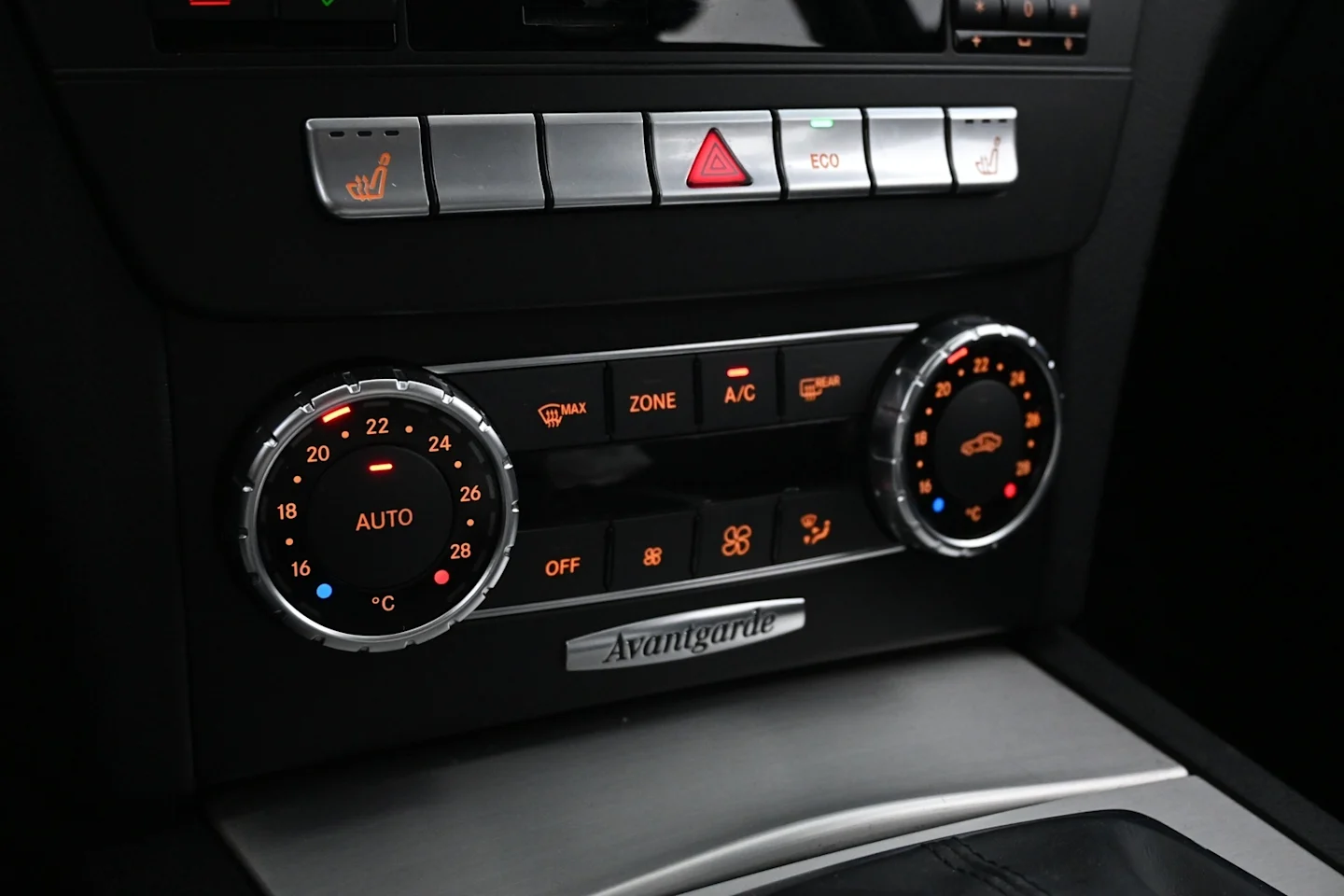 Car Image - Vd2DKOTgNk8j20LxE4E9e