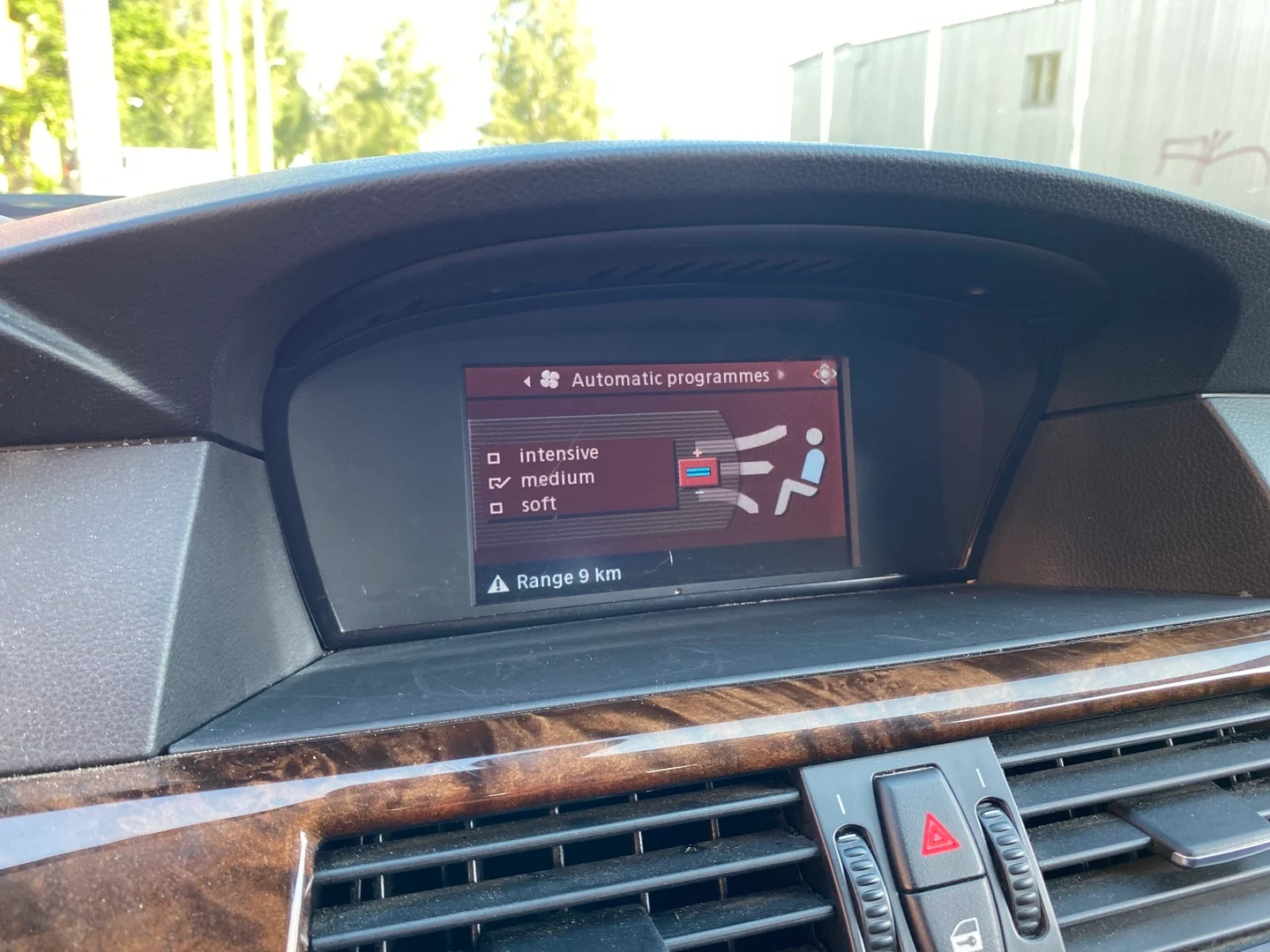 Car Image - EGrX7mgHIlW8g0B75oRCE